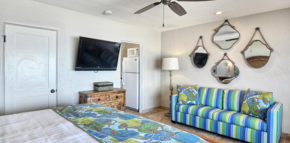 Beachcomber Inn photo 12