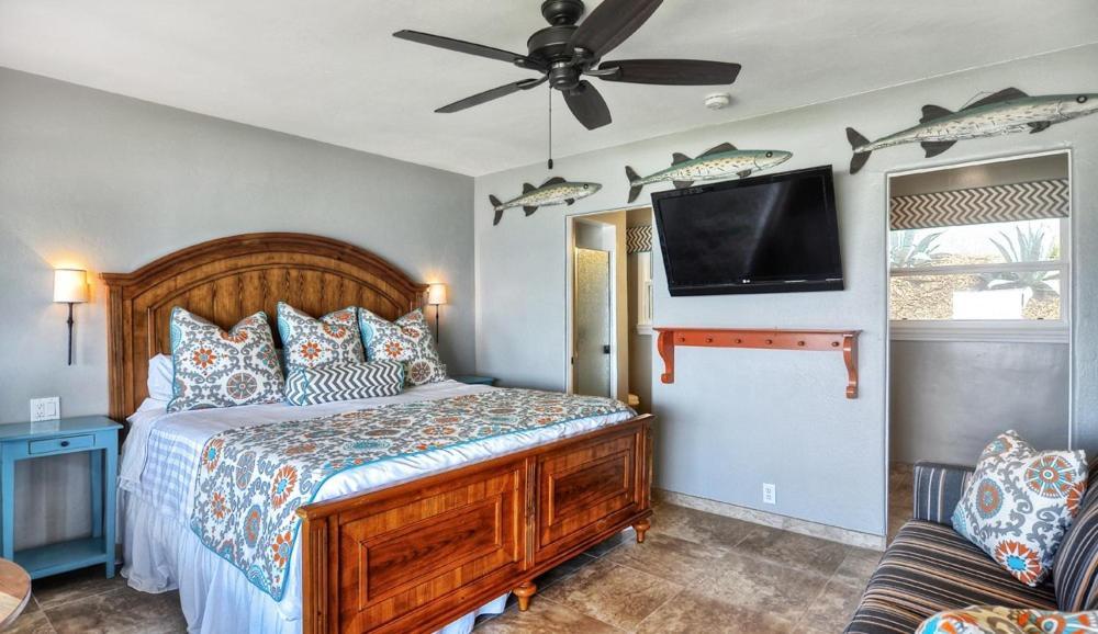 Beachcomber Inn photo 83