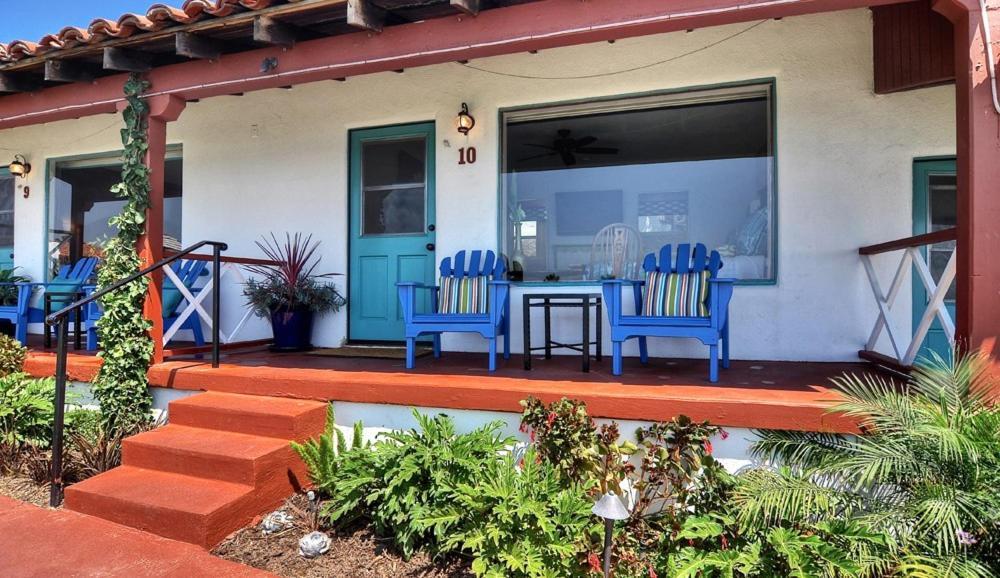 Beachcomber Inn photo 73