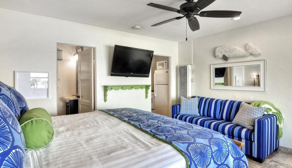 Beachcomber Inn photo 21