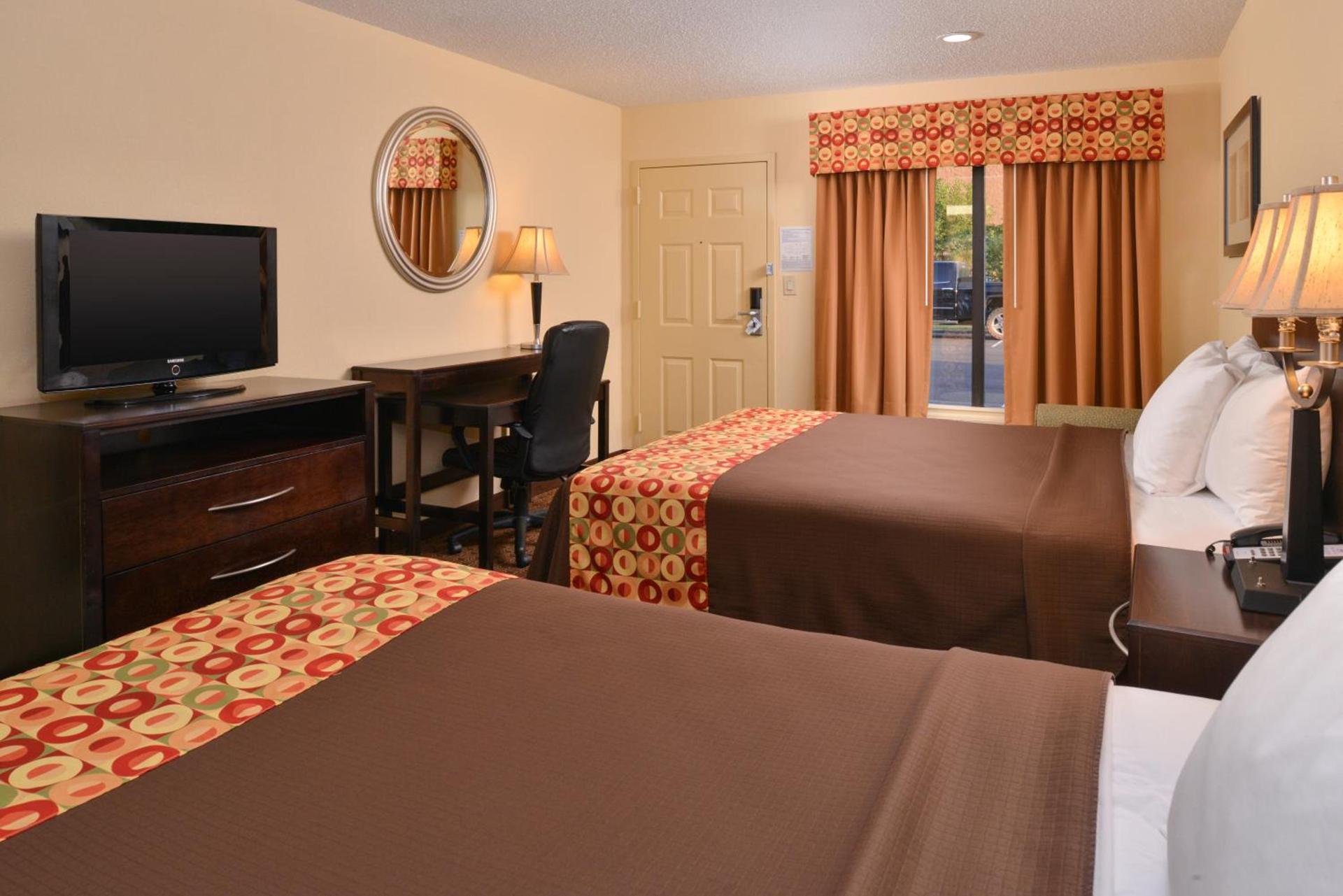 Americas Best Value Inn Tupelo Barnes Crossing photo 2