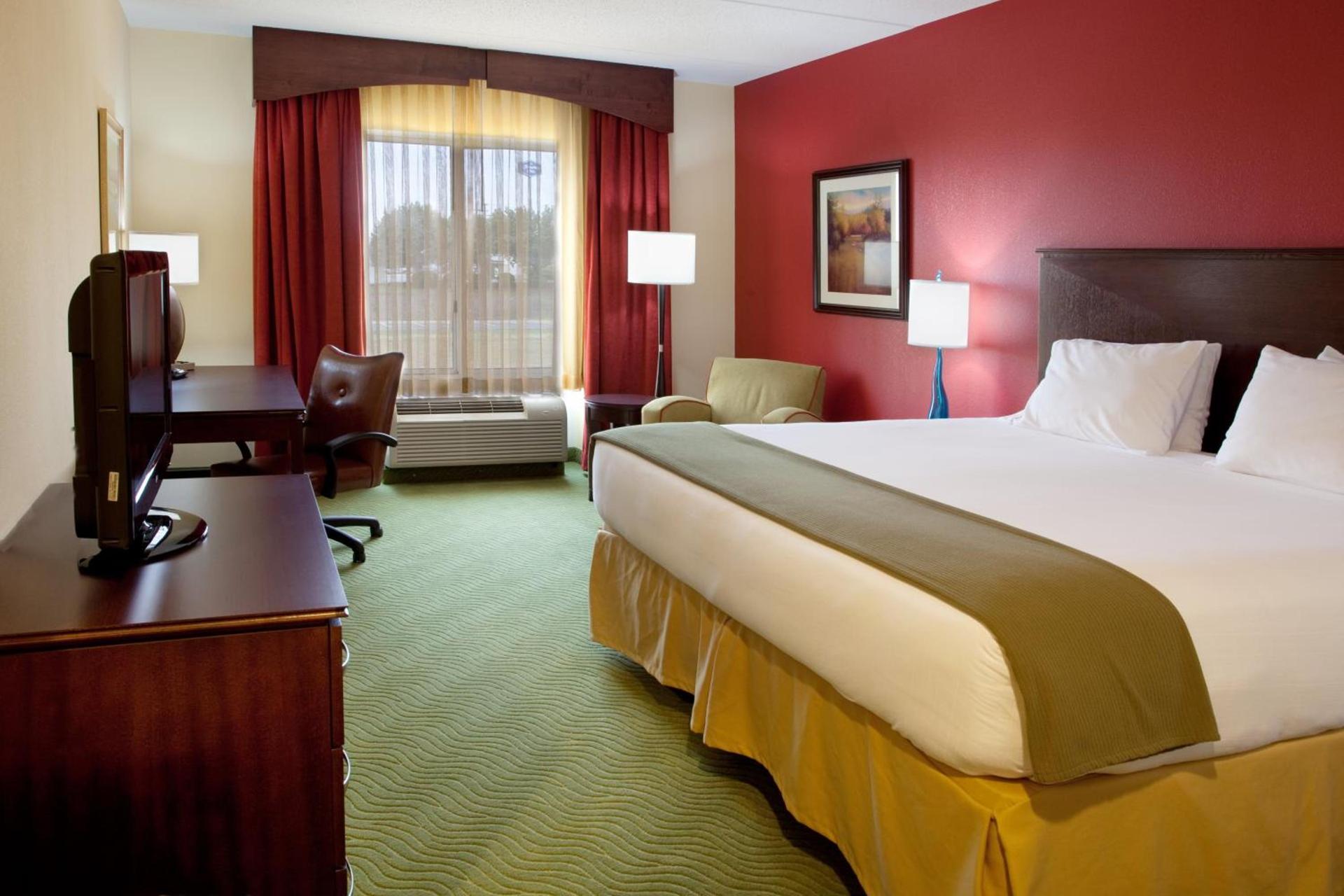 Holiday Inn Express & Suites - Spartanburg-North by IHG photo 10