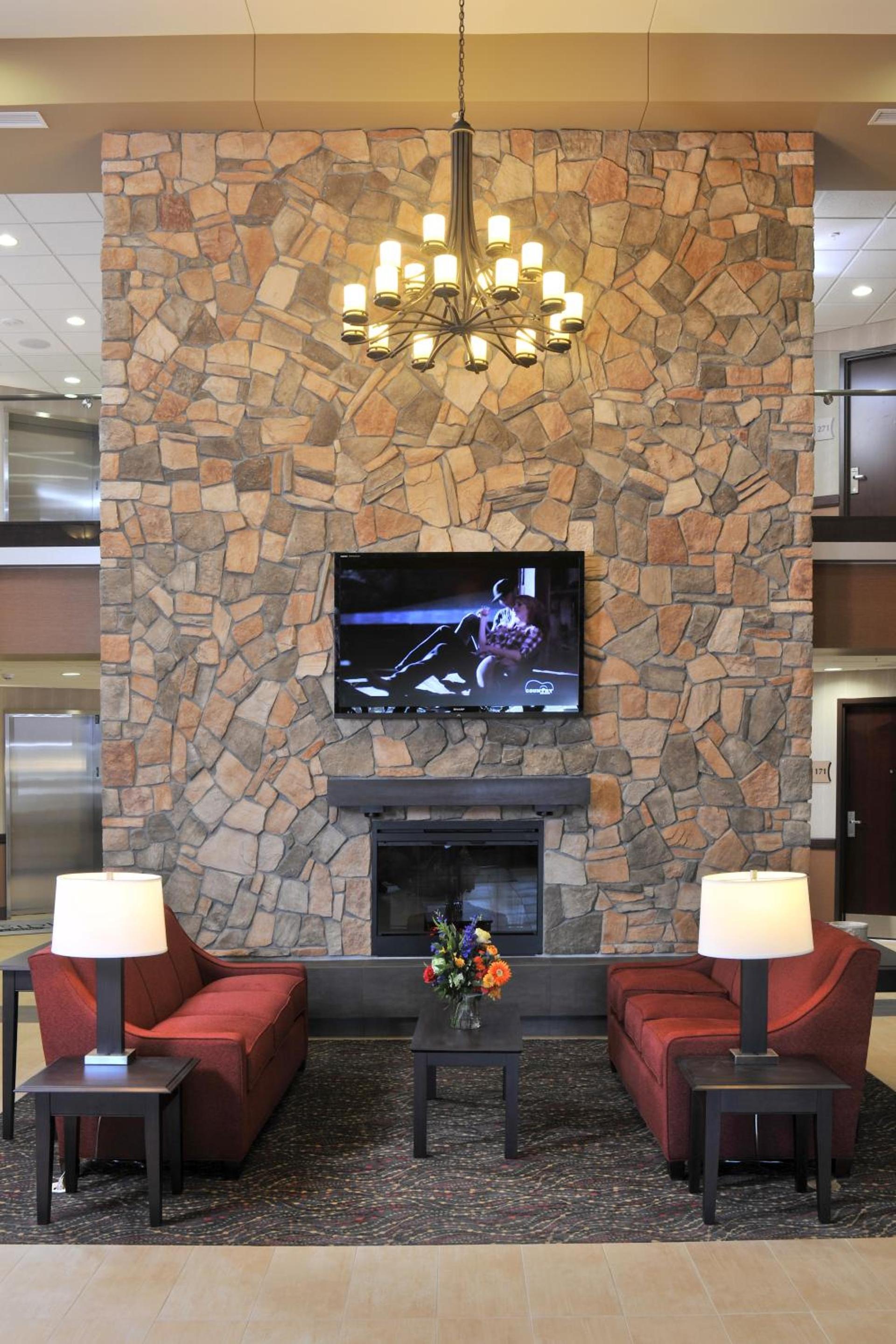 Lakeside Hotel Casino, a Travelodge by Wyndham photo 11