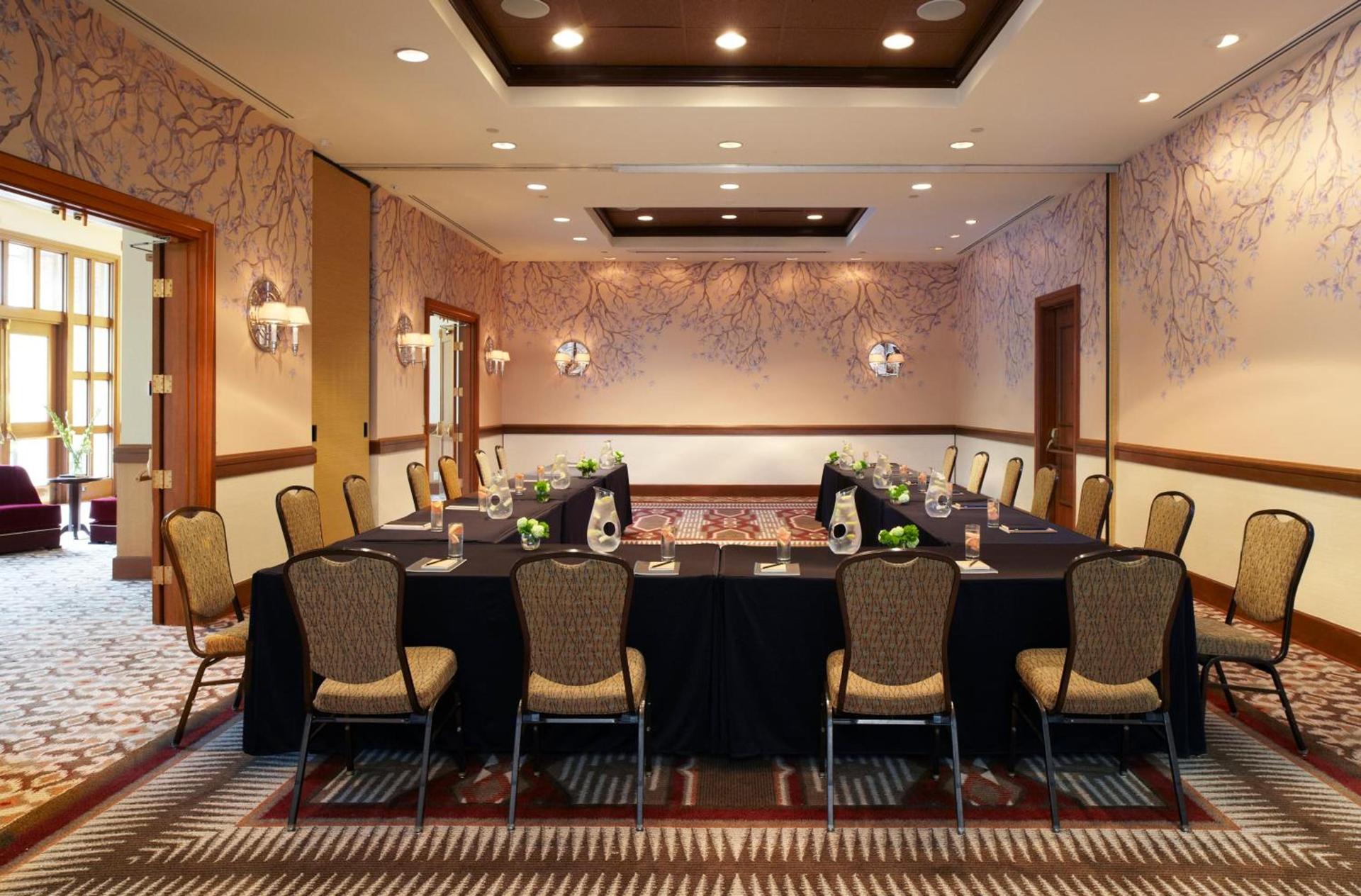 Kimpton Riverplace Hotel by IHG photo 69