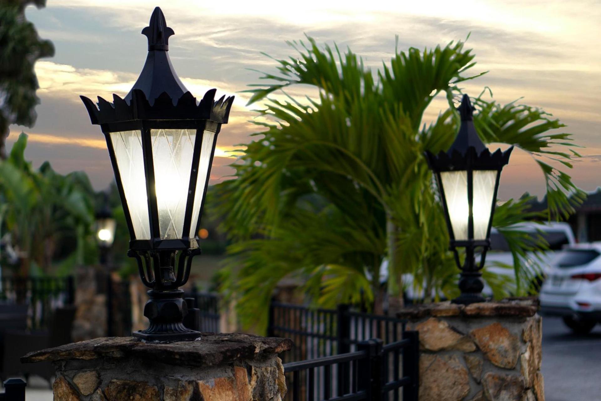 Spinnaker Inn of Naples photo 4