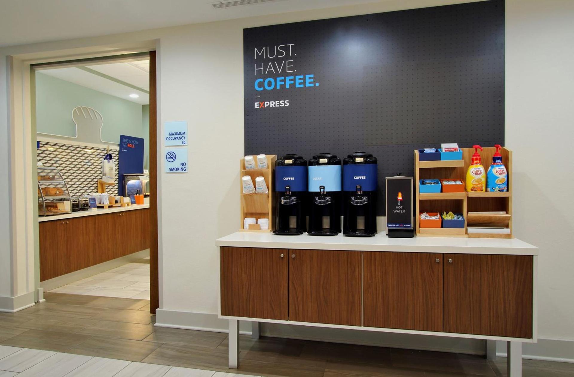Holiday Inn Express Tomball by IHG photo 14