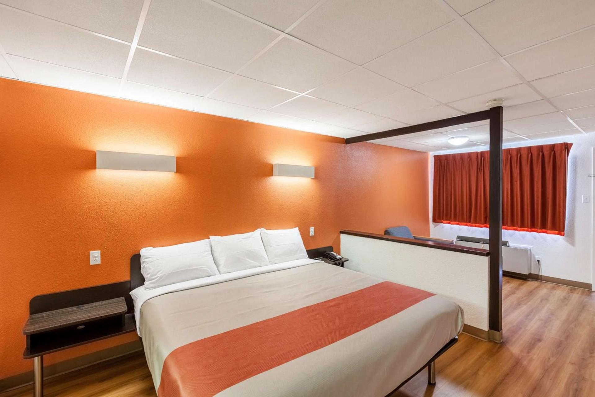 Motel 6 Fort Worth, Tx - Stockyards photo 26