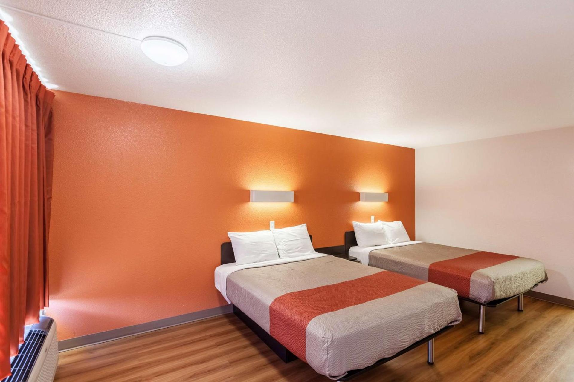 Motel 6 Fort Worth, Tx - Stockyards photo 21
