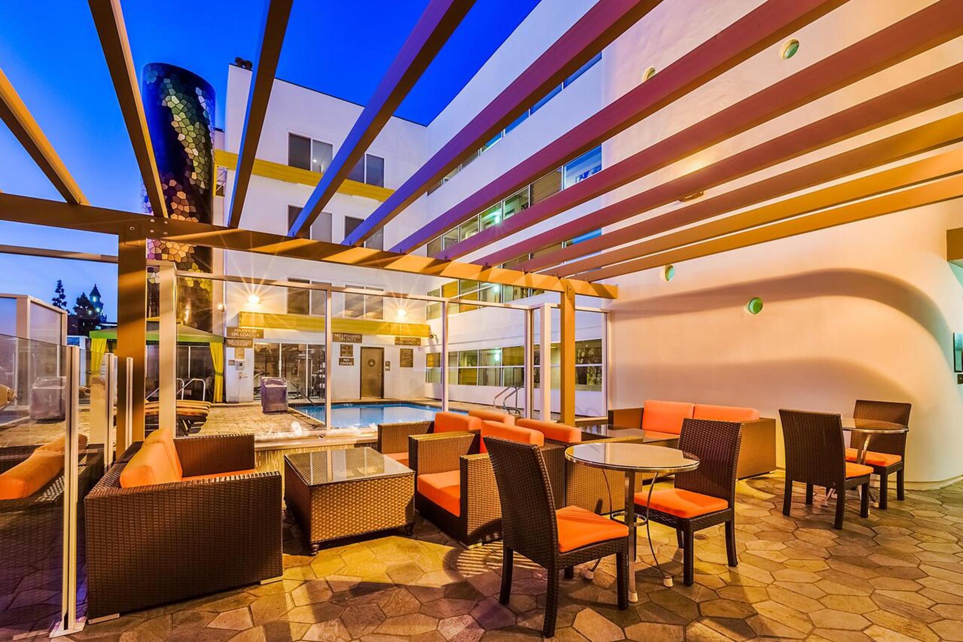 Hotel Indigo Anaheim by IHG photo 16
