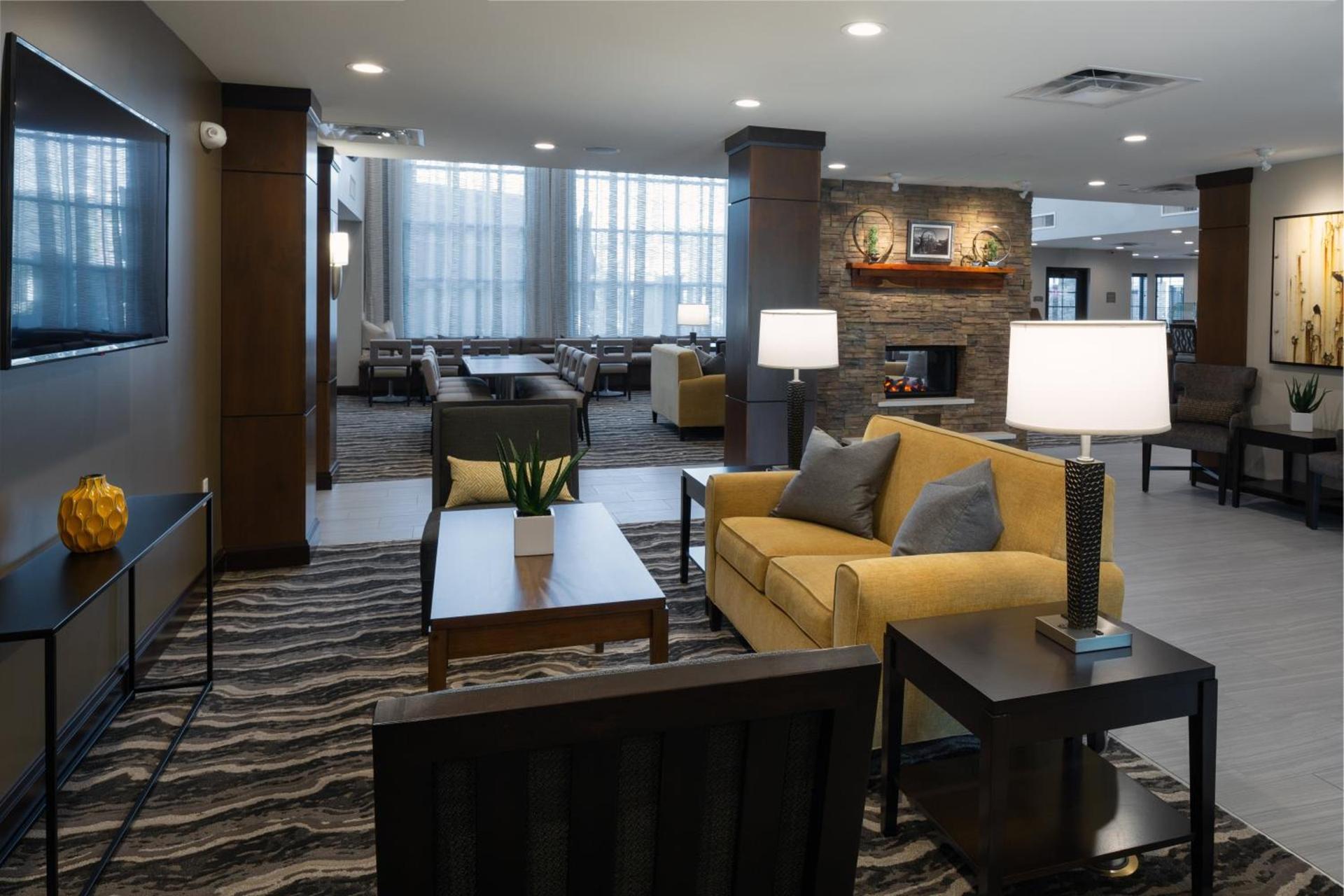 Staybridge Suites - Phoenix – Biltmore Area by IHG photo 60