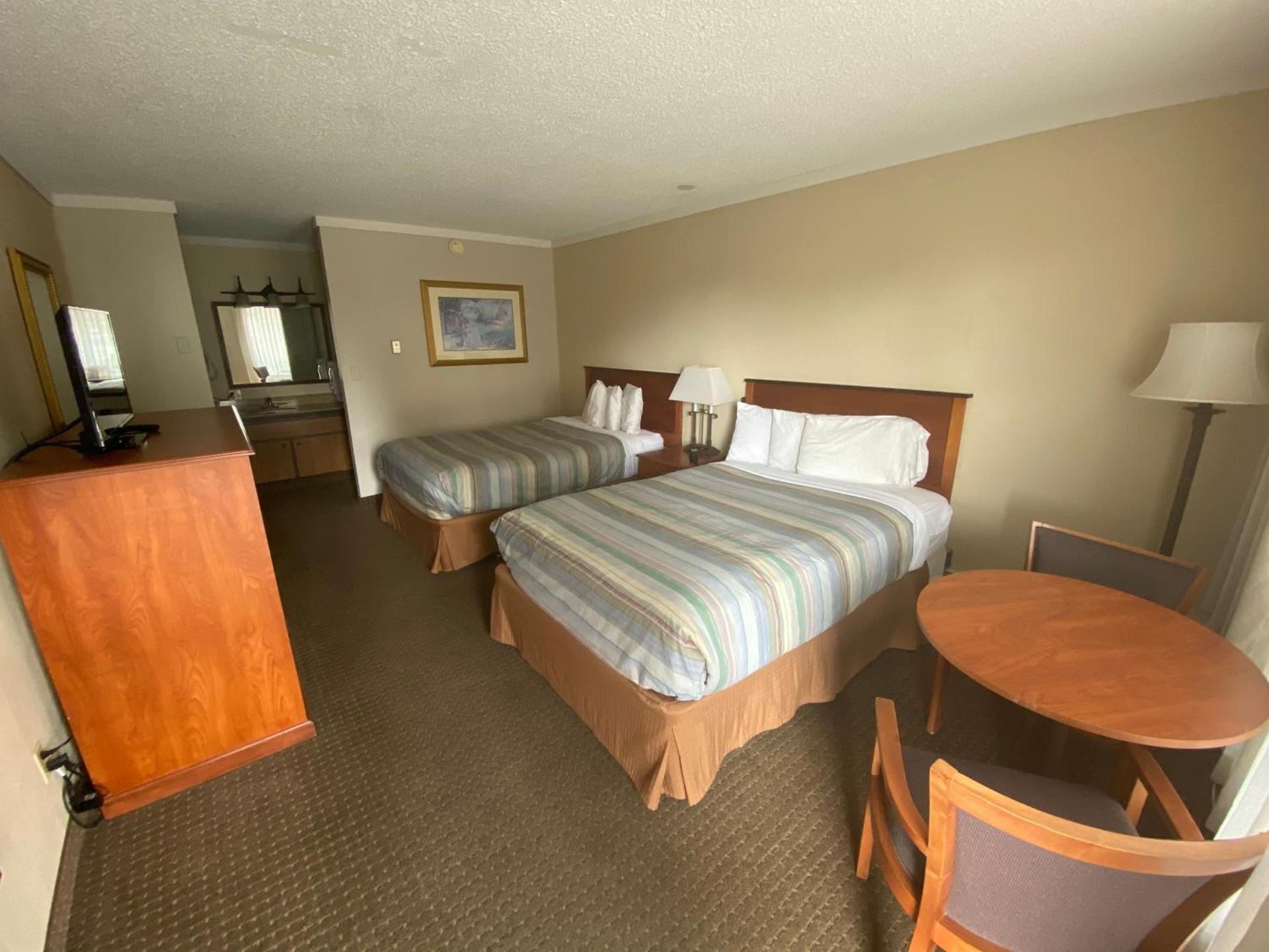 Snowshoe Motel photo 30