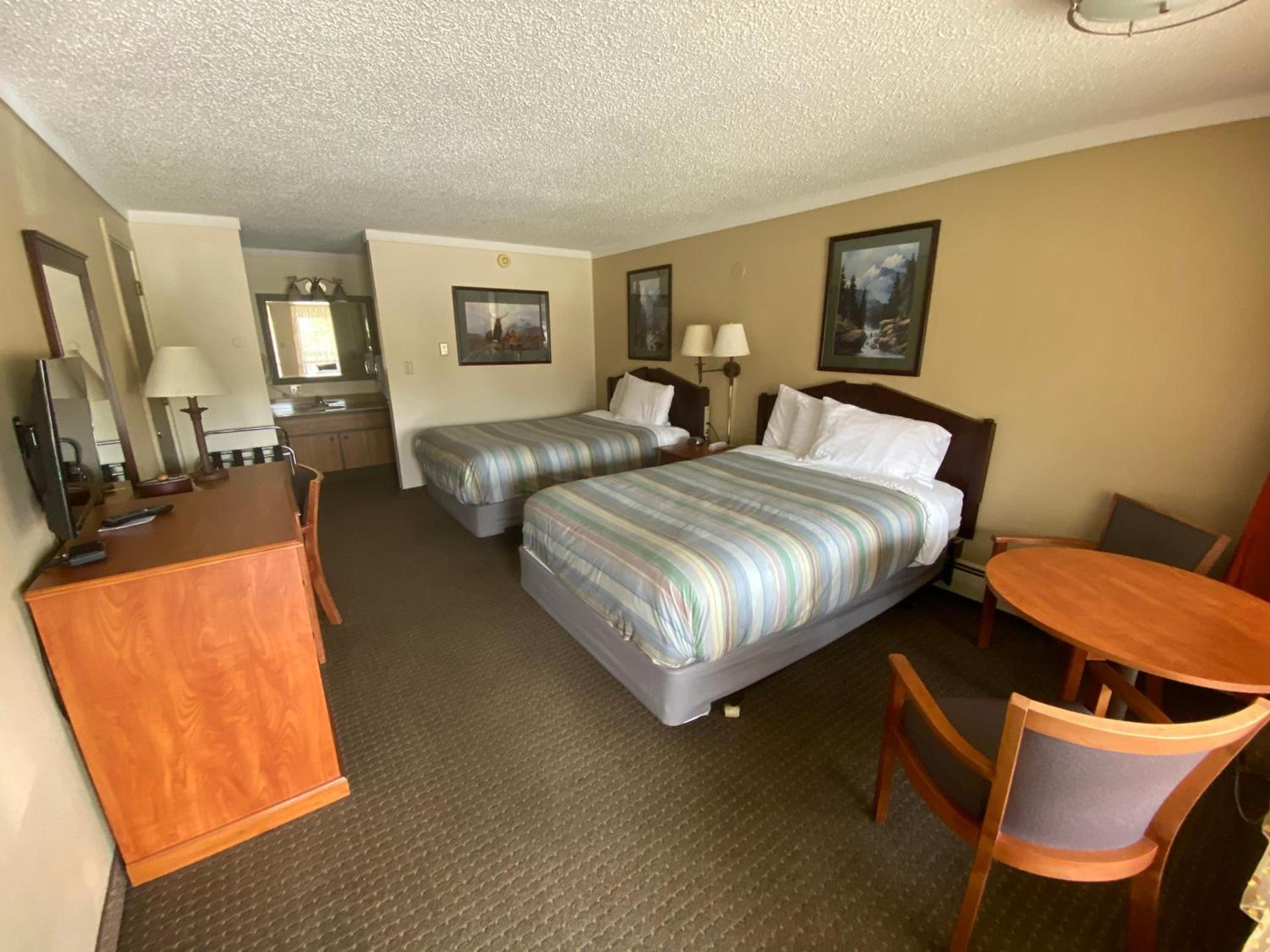 Snowshoe Motel photo 19