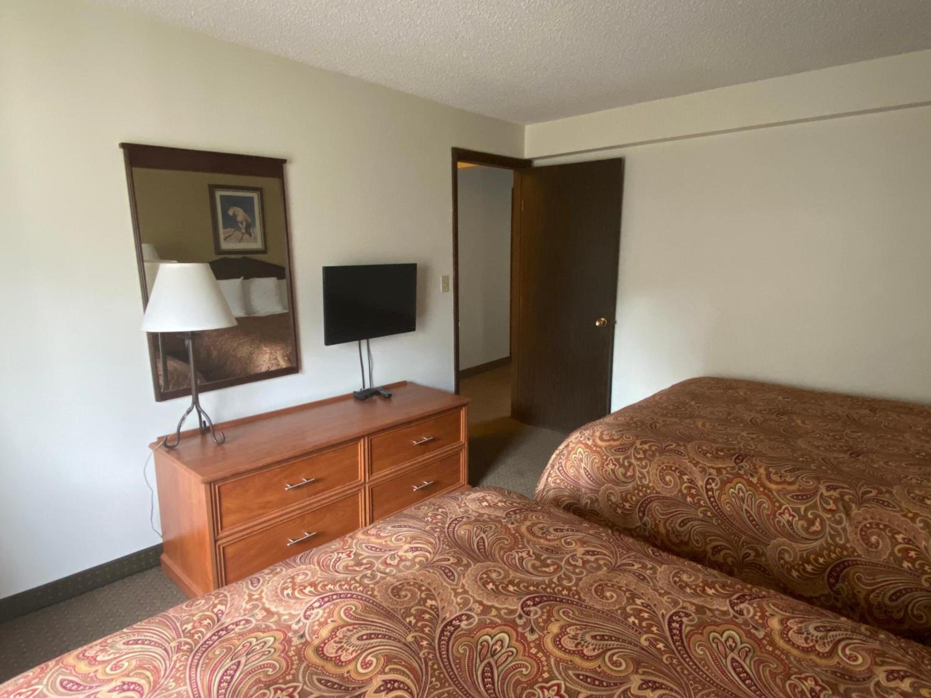 Snowshoe Motel photo 10