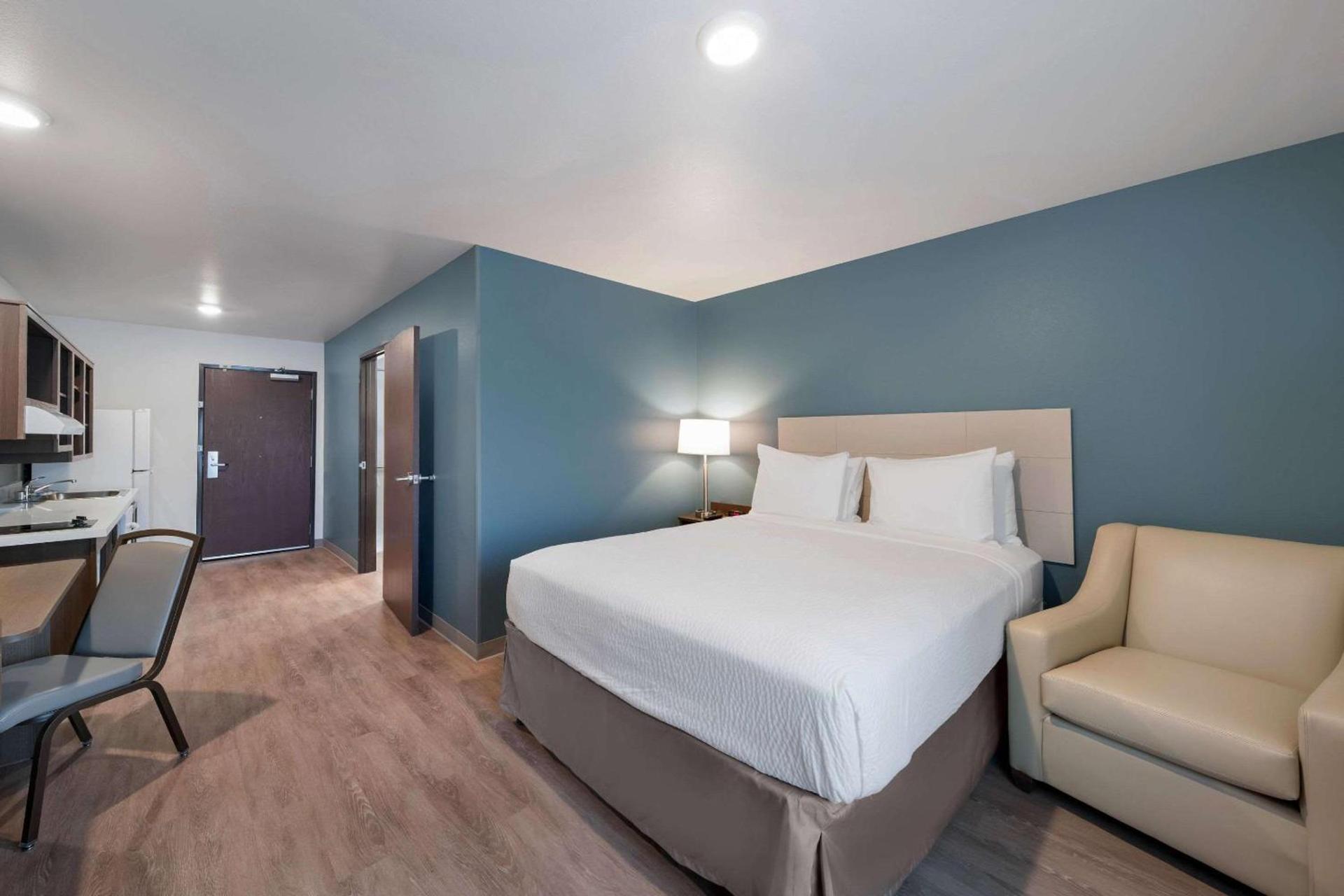 WoodSpring Suites Dallas Plano Central Legacy Drive photo 24