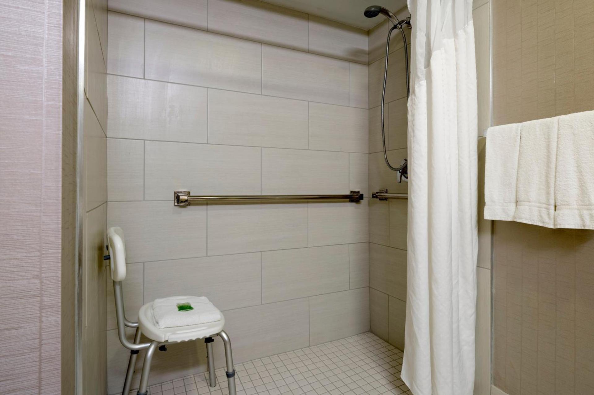 Holiday Inn Express Hershey-Harrisburg Area by IHG photo 33