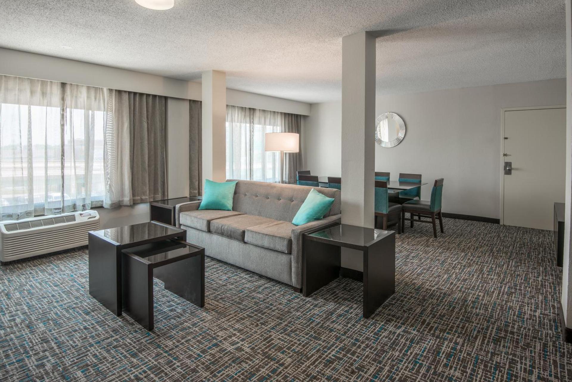 Crowne Plaza Memphis Downtown by IHG photo 79