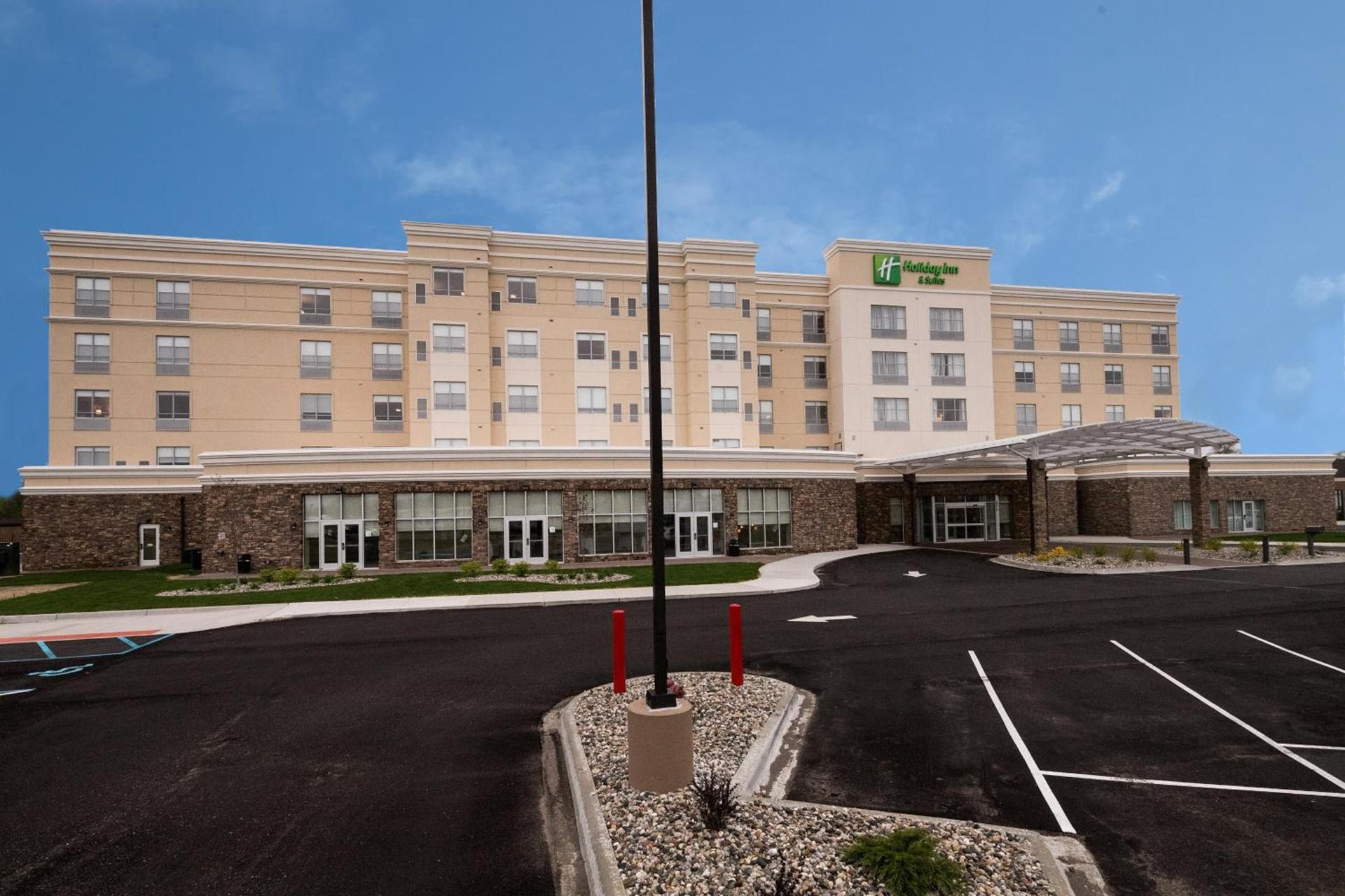Holiday Inn Hotel & Suites - Mount Pleasant by IHG photo 50