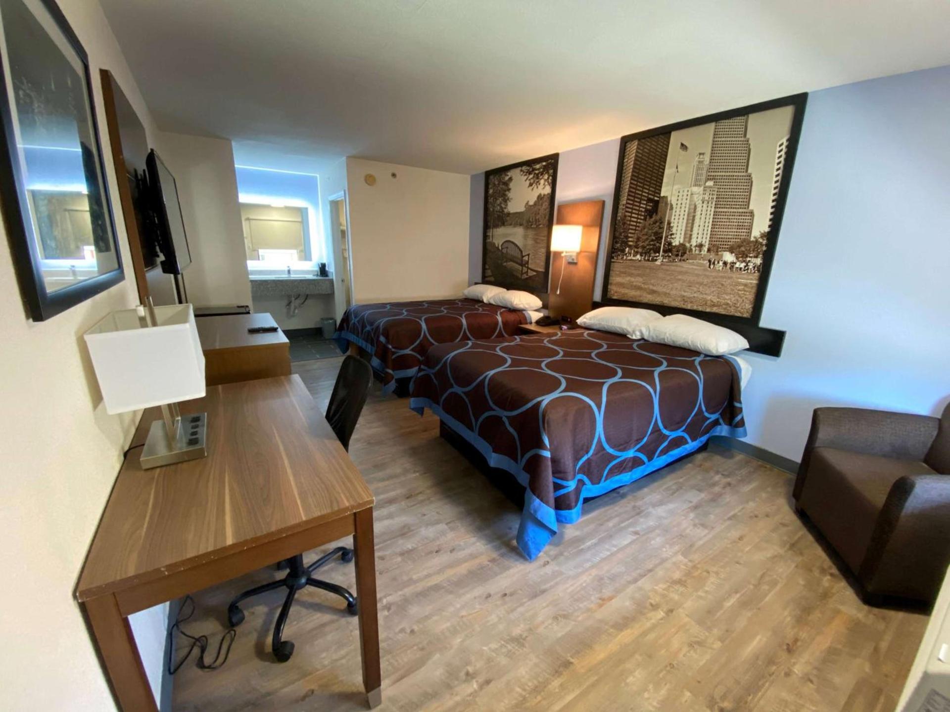 Super 8 by Wyndham Marietta/West/Atl Area photo 6