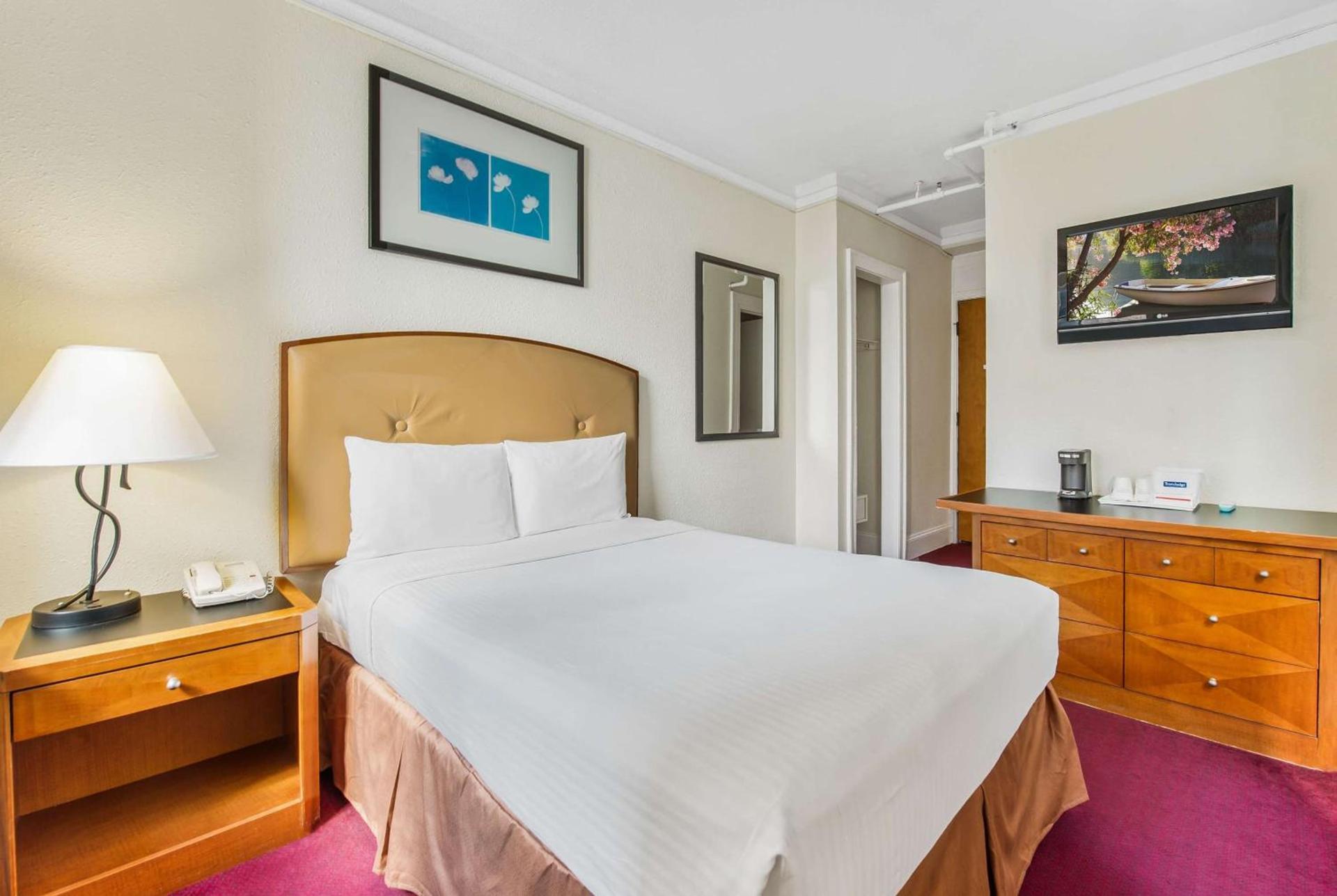 Travelodge by Wyndham Downtown Chicago photo 19