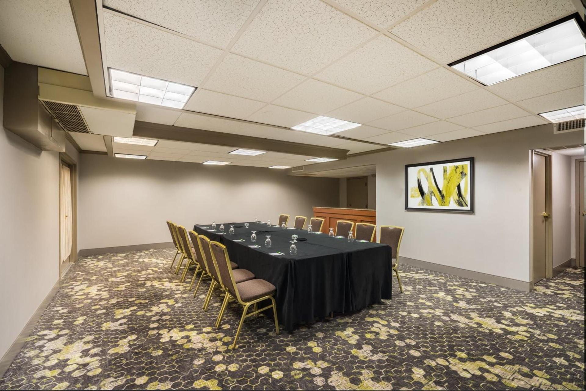 enVision Hotel & Conference Center Mansfield-Foxboro photo 22