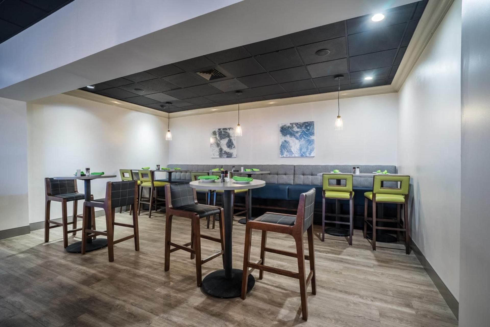 enVision Hotel & Conference Center Mansfield-Foxboro photo 24