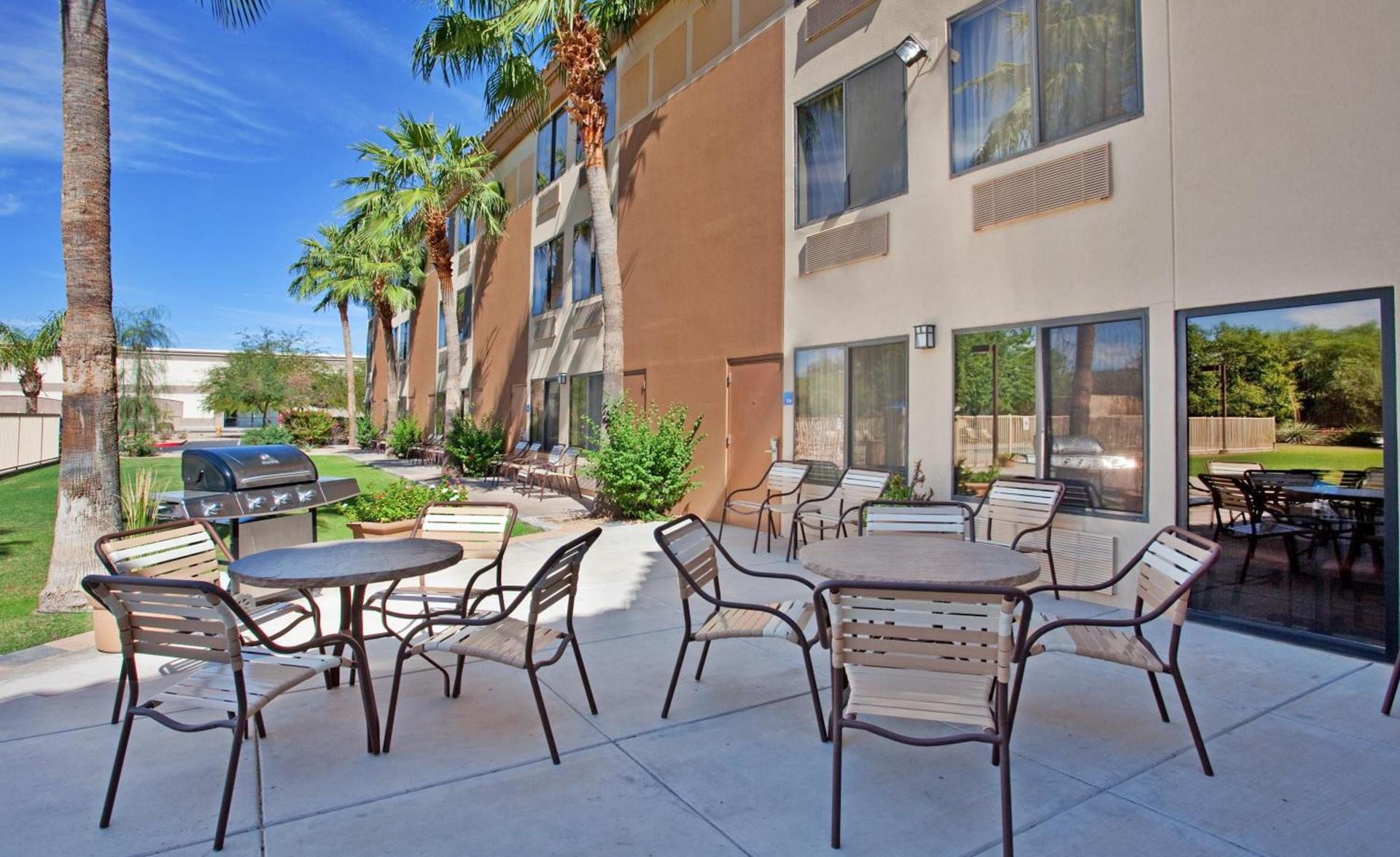 Holiday Inn Express Scottsdale North by IHG photo 2