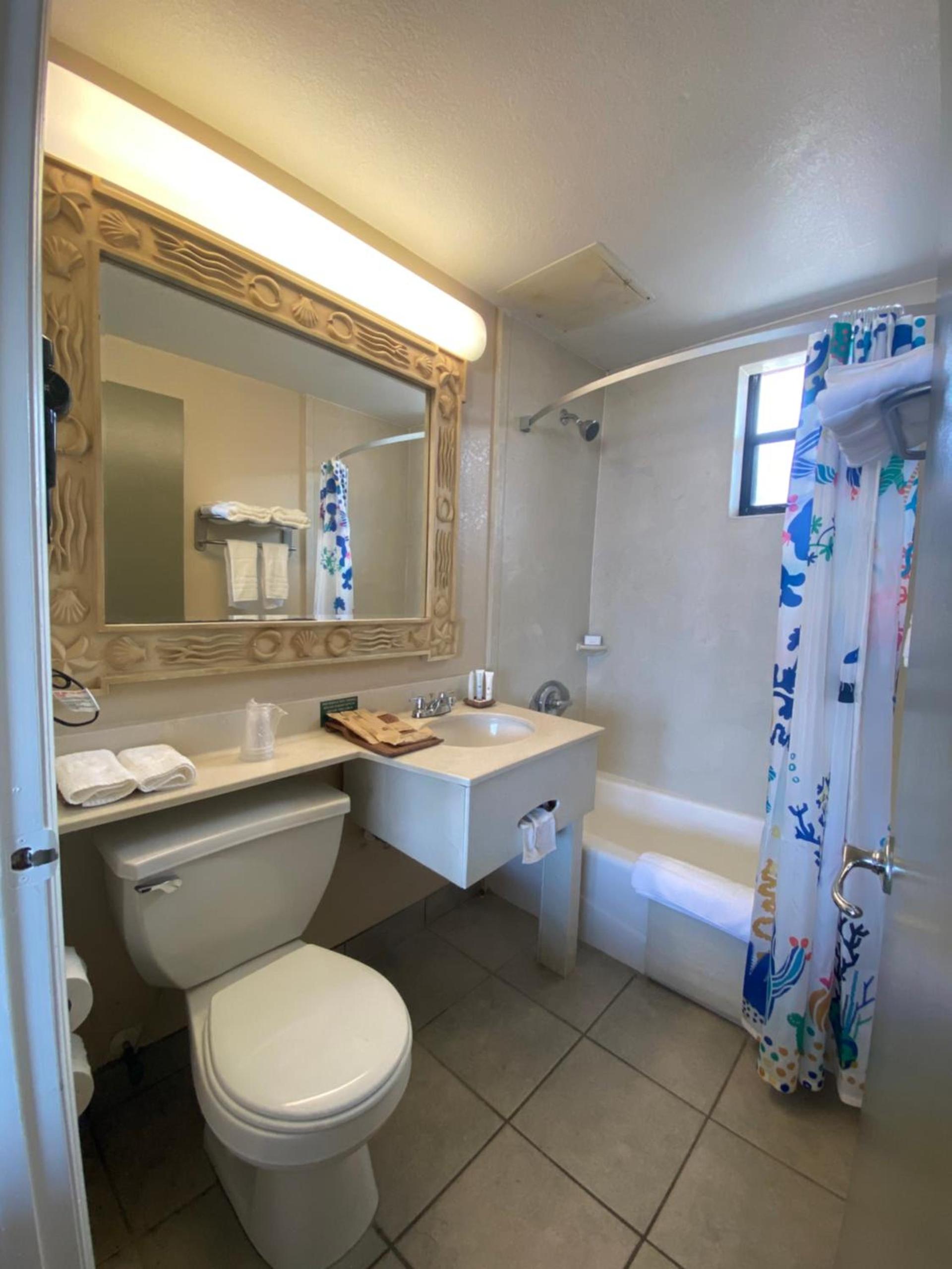 Sandals Inn photo 17