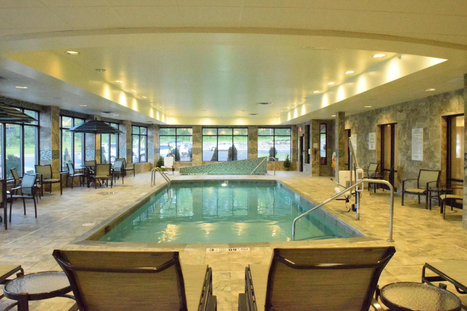 Holiday Inn Express & Suites Geneva Finger Lakes by IHG photo 37