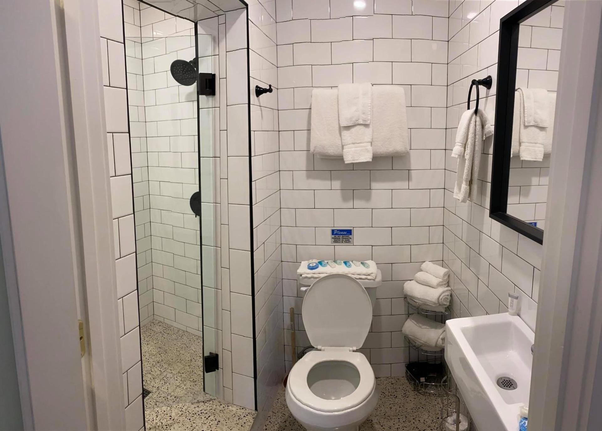 Captiva Beach Resort (open private beach access) photo 83