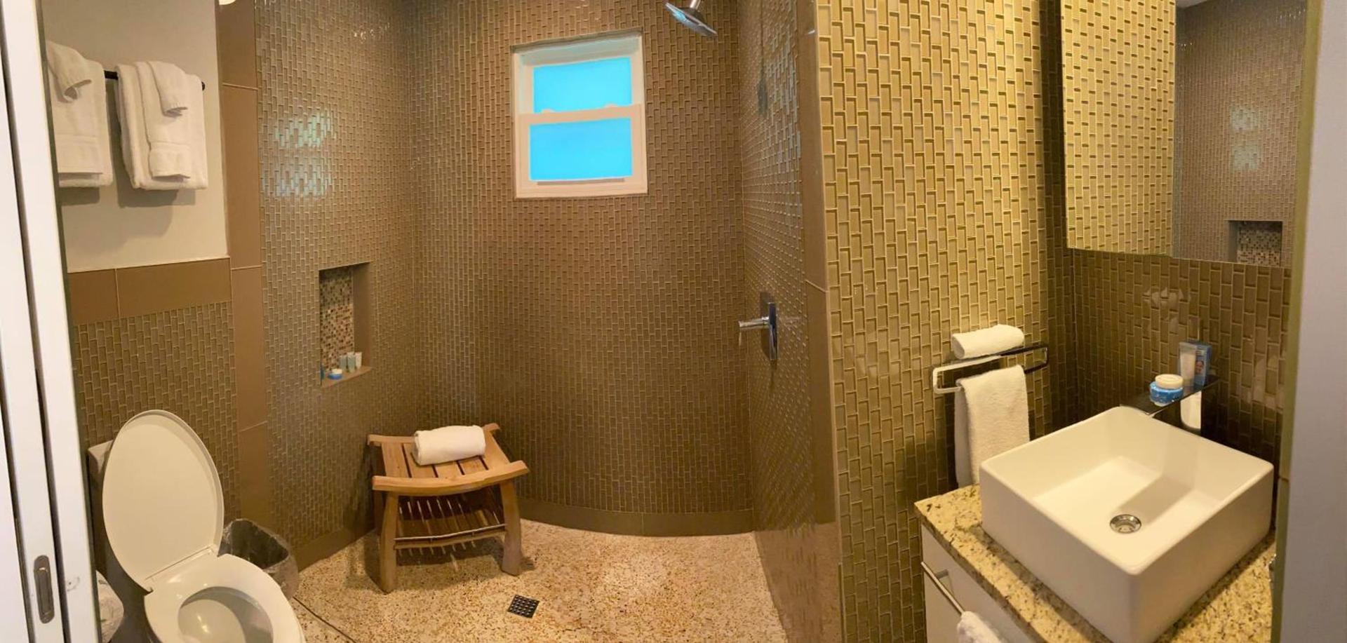 Captiva Beach Resort (open private beach access) photo 6