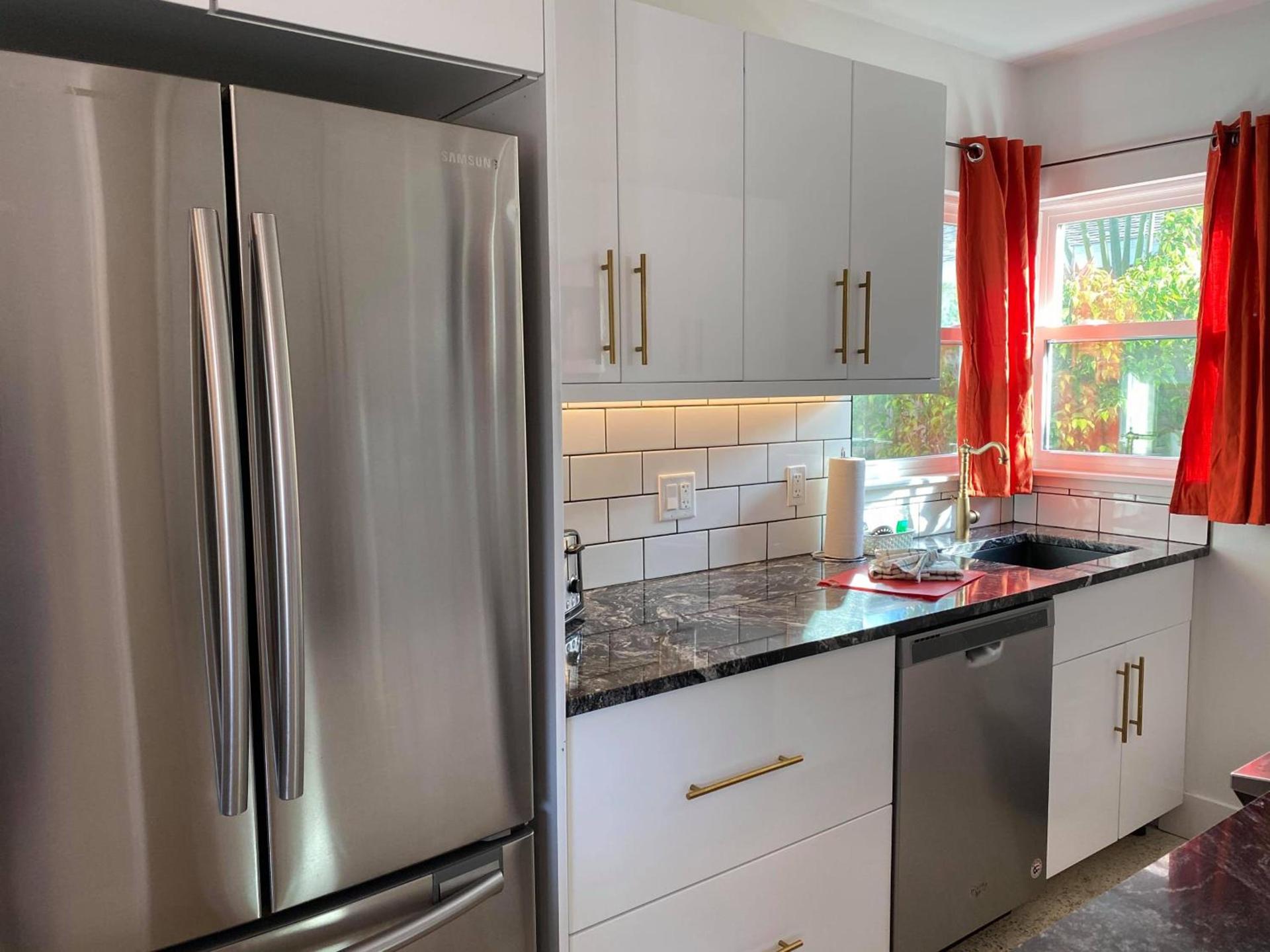 Captiva Beach Resort (open private beach access) photo 47