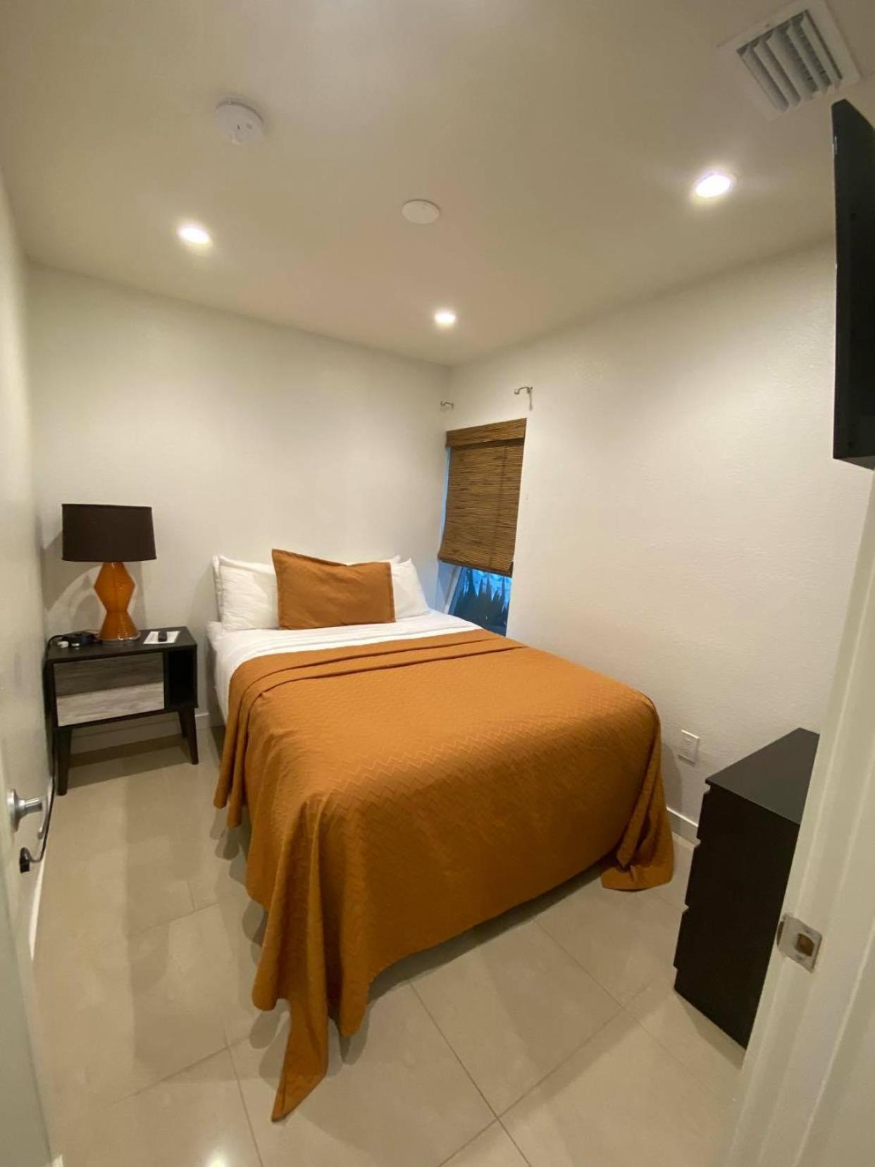 Captiva Beach Resort (open private beach access) photo 50