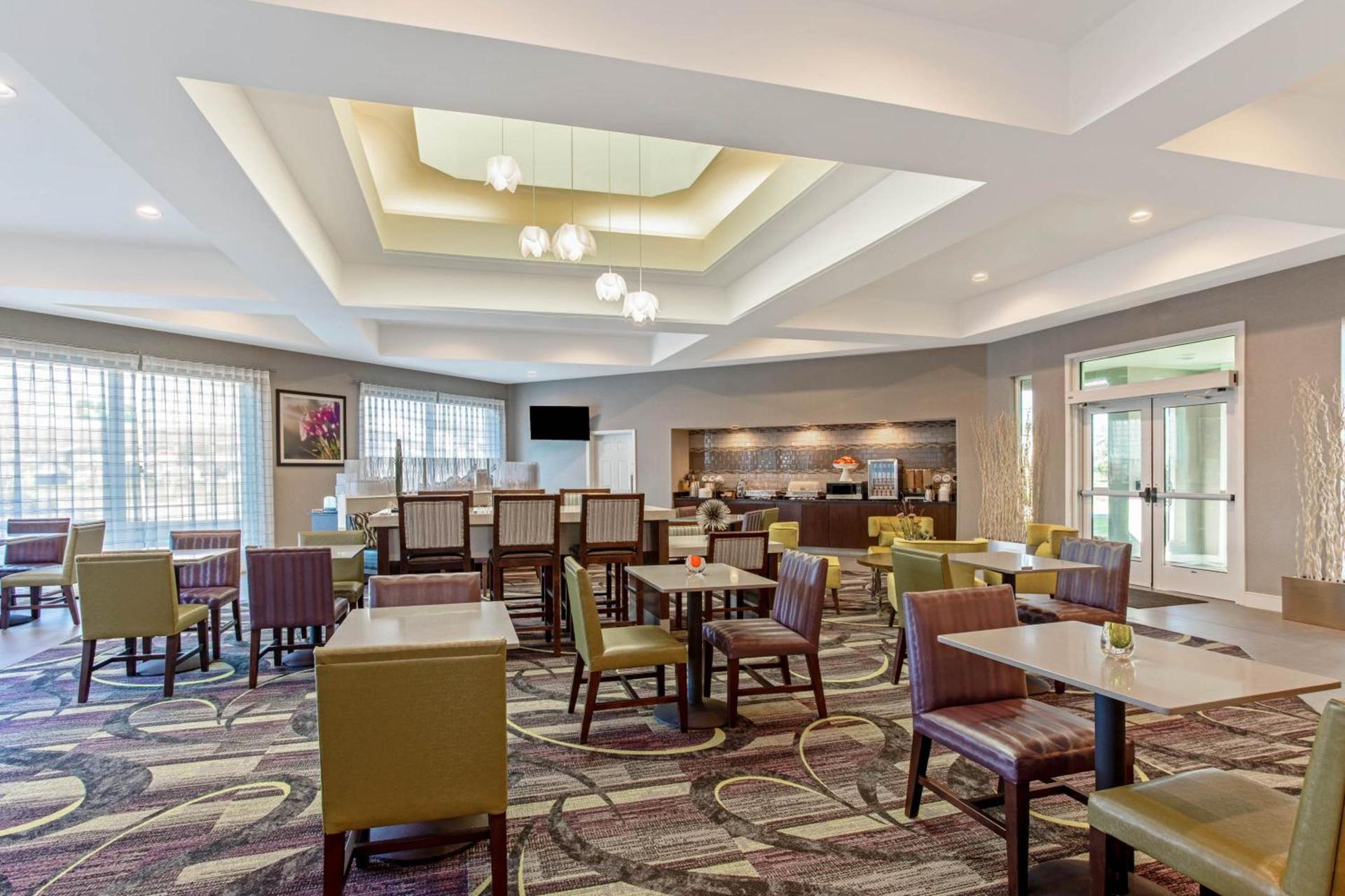 La Quinta Inn & Suites by Wyndham Panama City photo 9