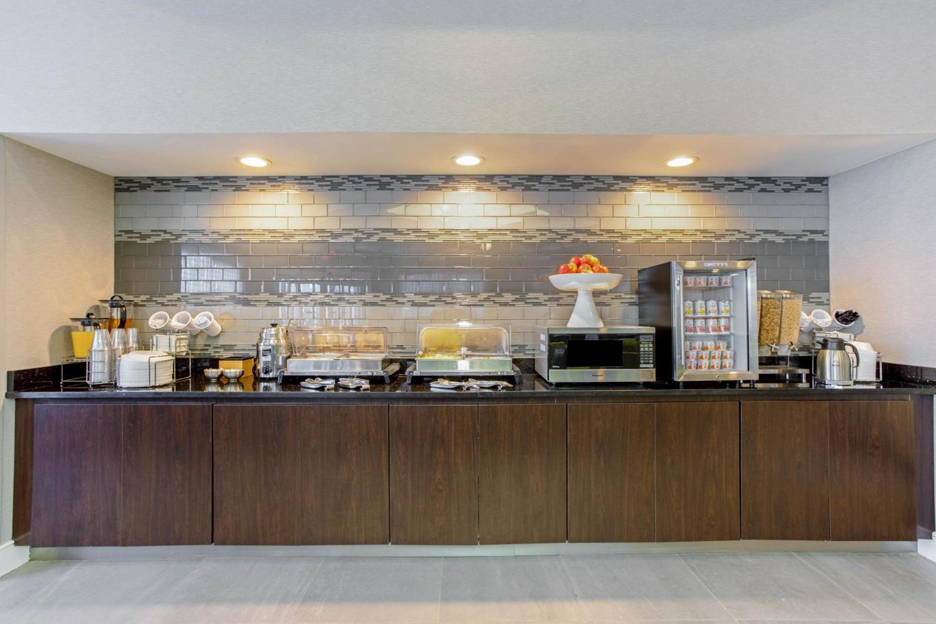 La Quinta Inn & Suites by Wyndham Panama City photo 34