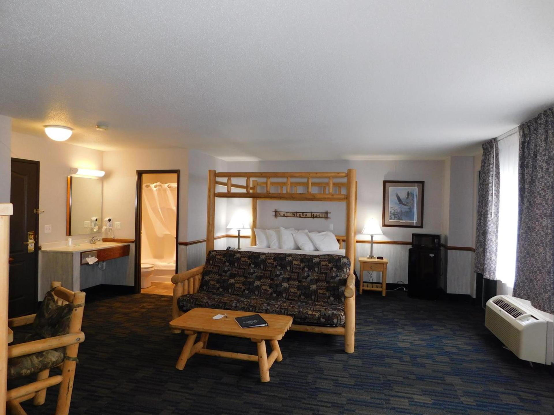 Northwoods Best Inn - Chetek photo 19