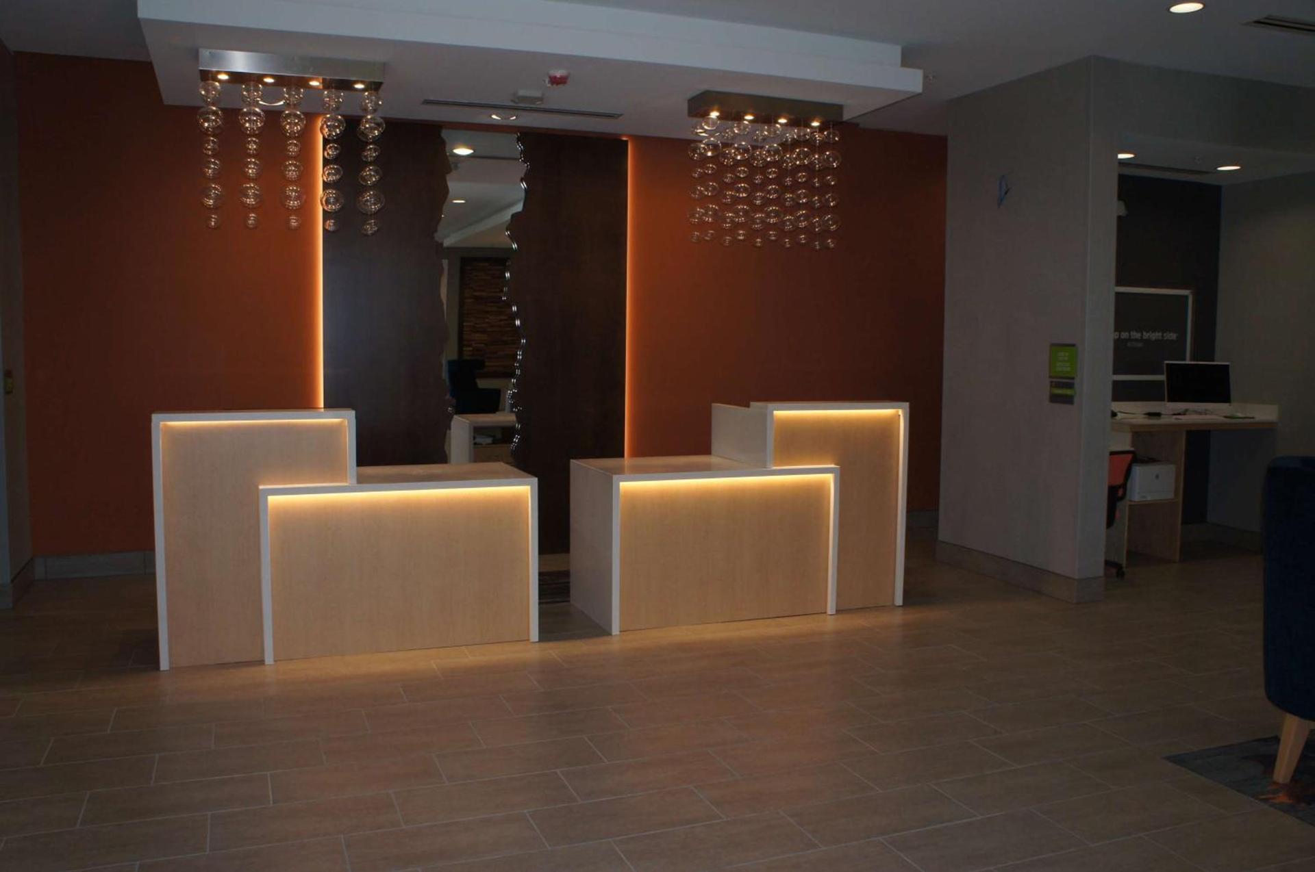 La Quinta by Wyndham Altoona Des Moines photo 2