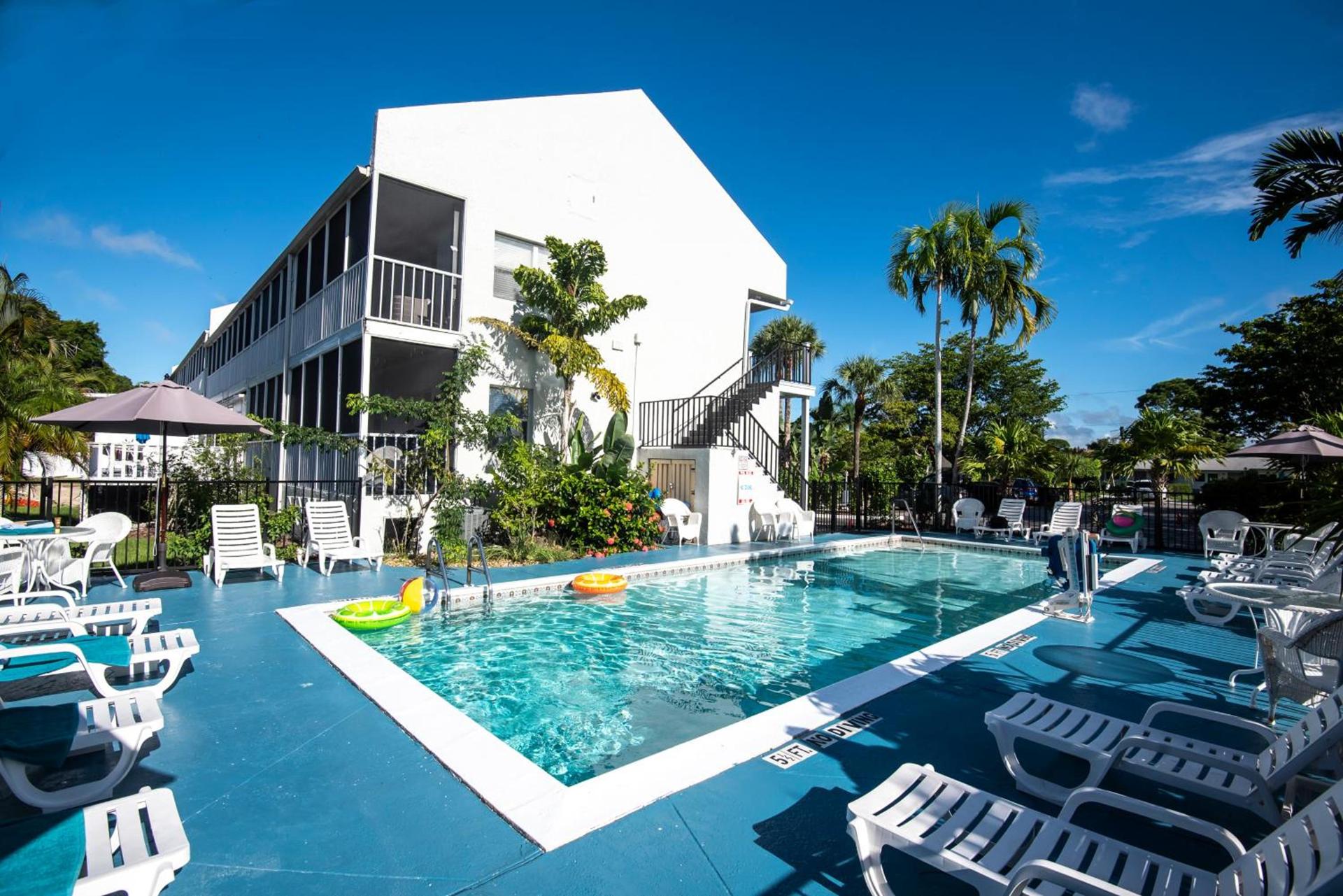 Marco Island Lakeside Inn photo 29