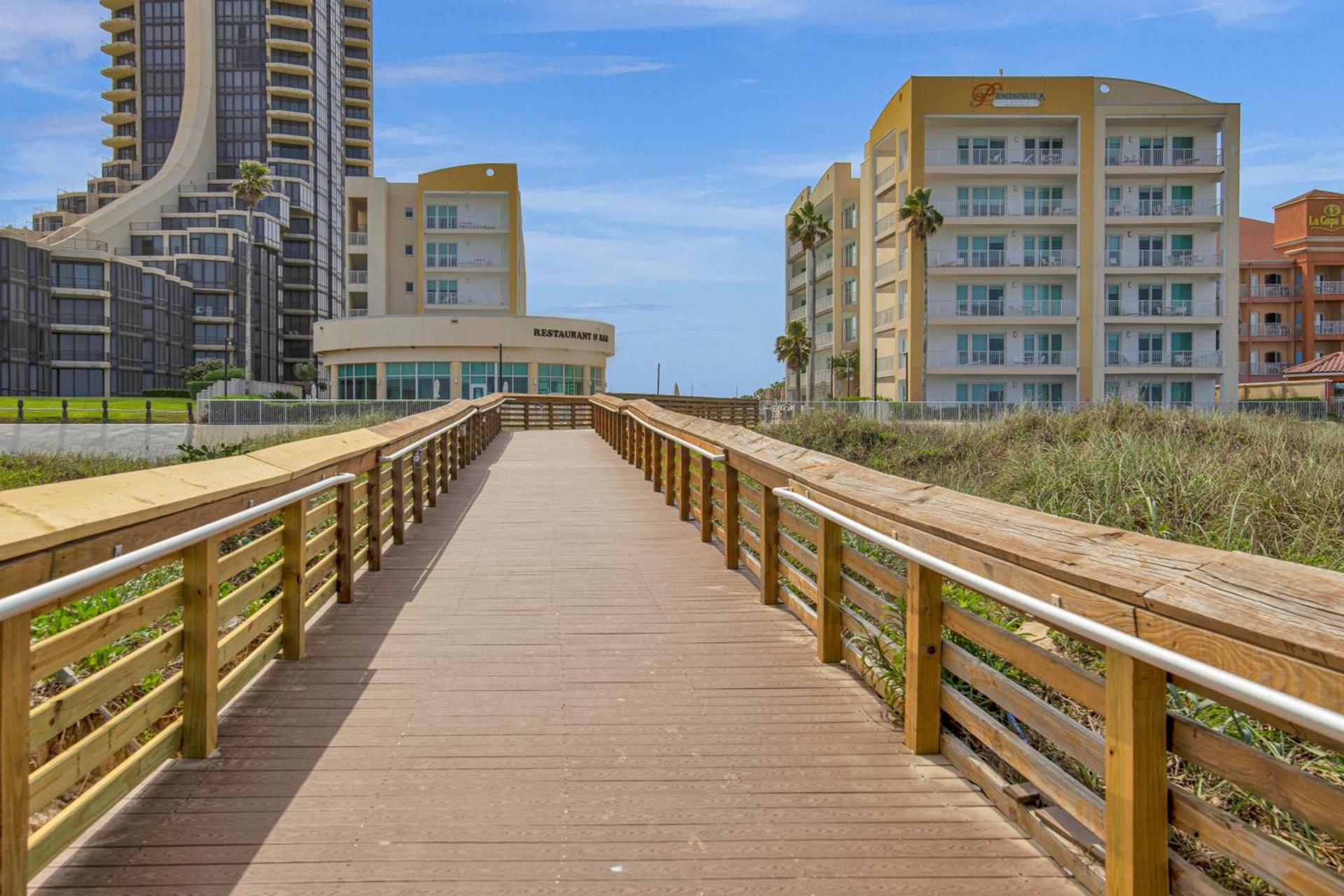 Peninsula Island Resort & Spa - Beachfront Property at South Padre Island — hotel in South Padre Island