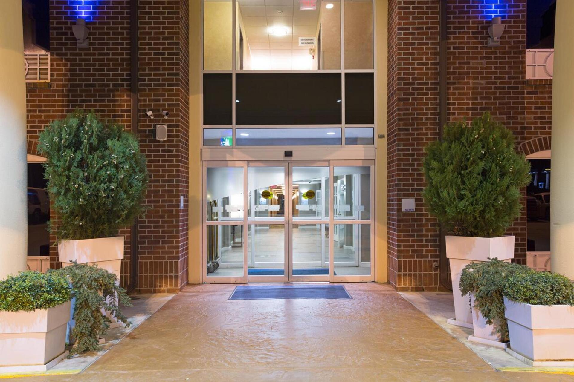 Holiday Inn Express Minden by IHG photo 4
