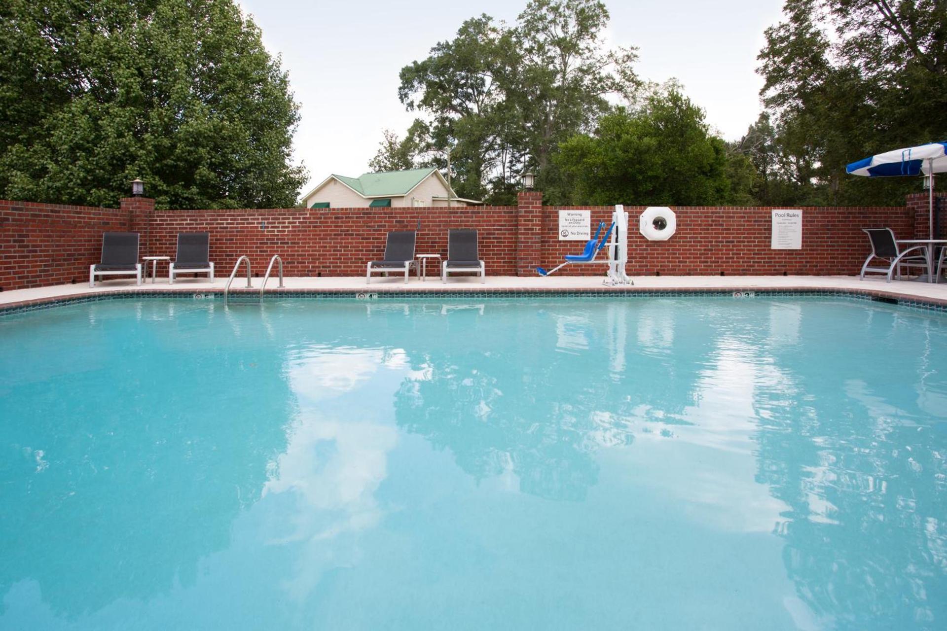 Holiday Inn Express Minden by IHG photo 36
