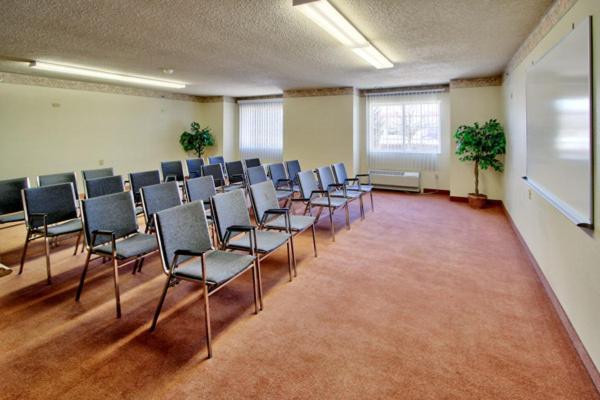 Western Skies Inn & Suites photo 29