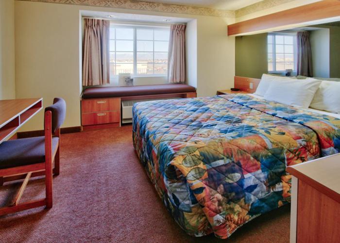 Western Skies Inn & Suites photo 31