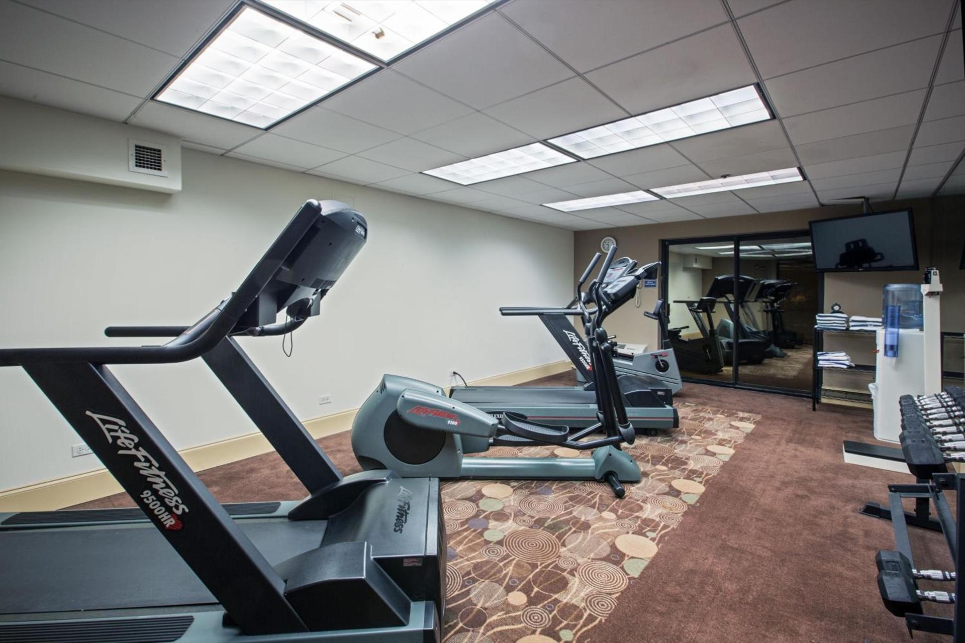 Holiday Inn Express Schaumburg-Rolling Meadows by IHG photo 7