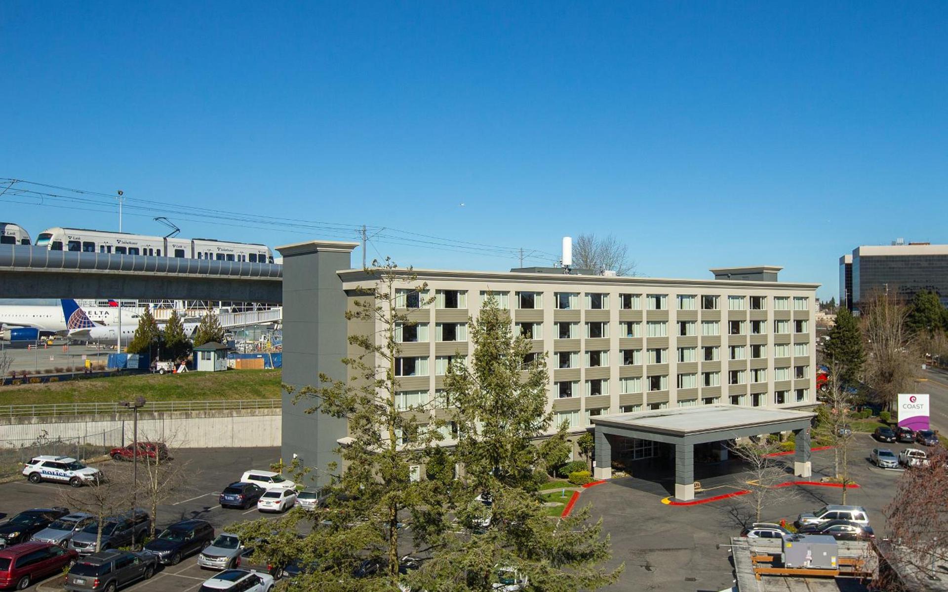Coast Gateway Hotel photo 22