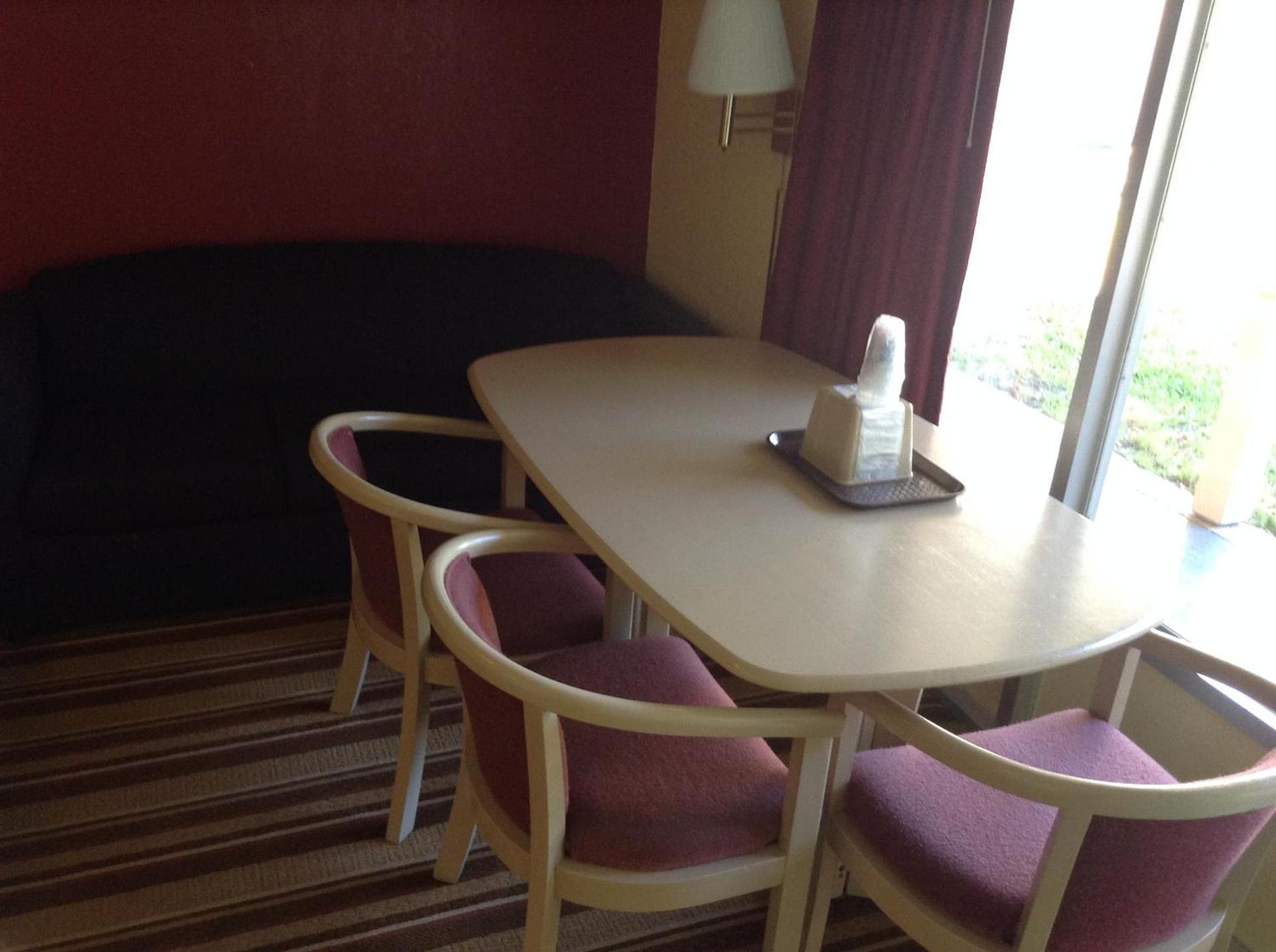 Royal Palace Inn and Suites Myrtle Beach Ocean Blvd photo 3