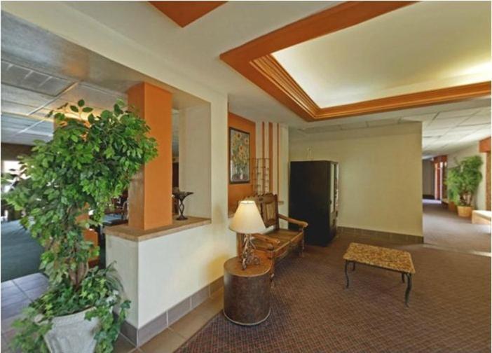Americas Best Value Inn Laredo photo 24