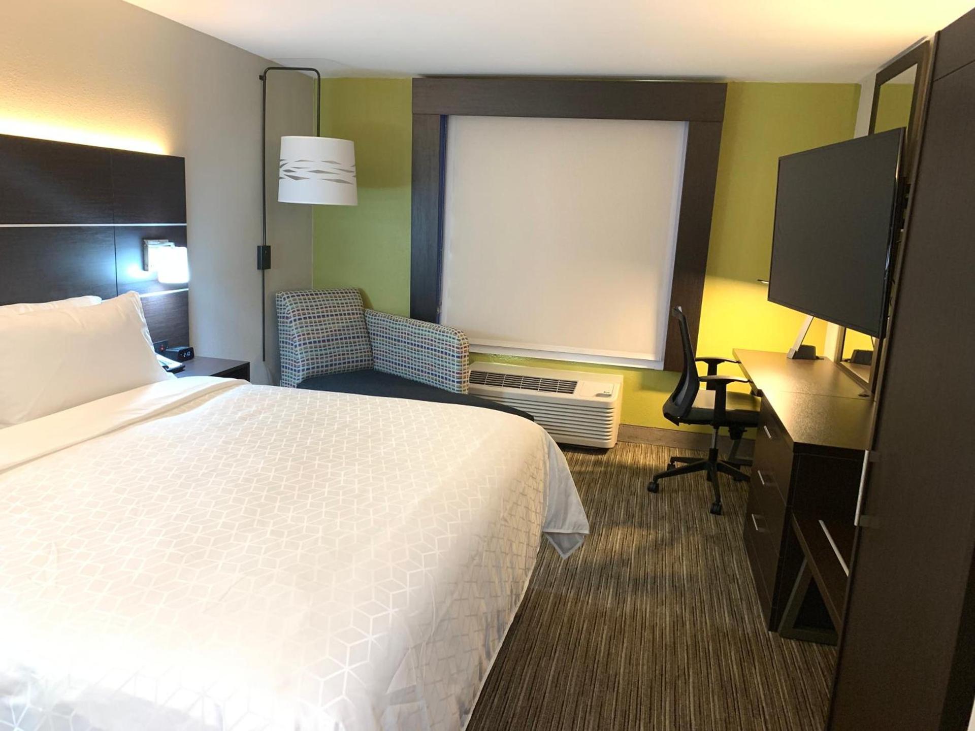 Holiday Inn Express - Allentown North by IHG photo 48