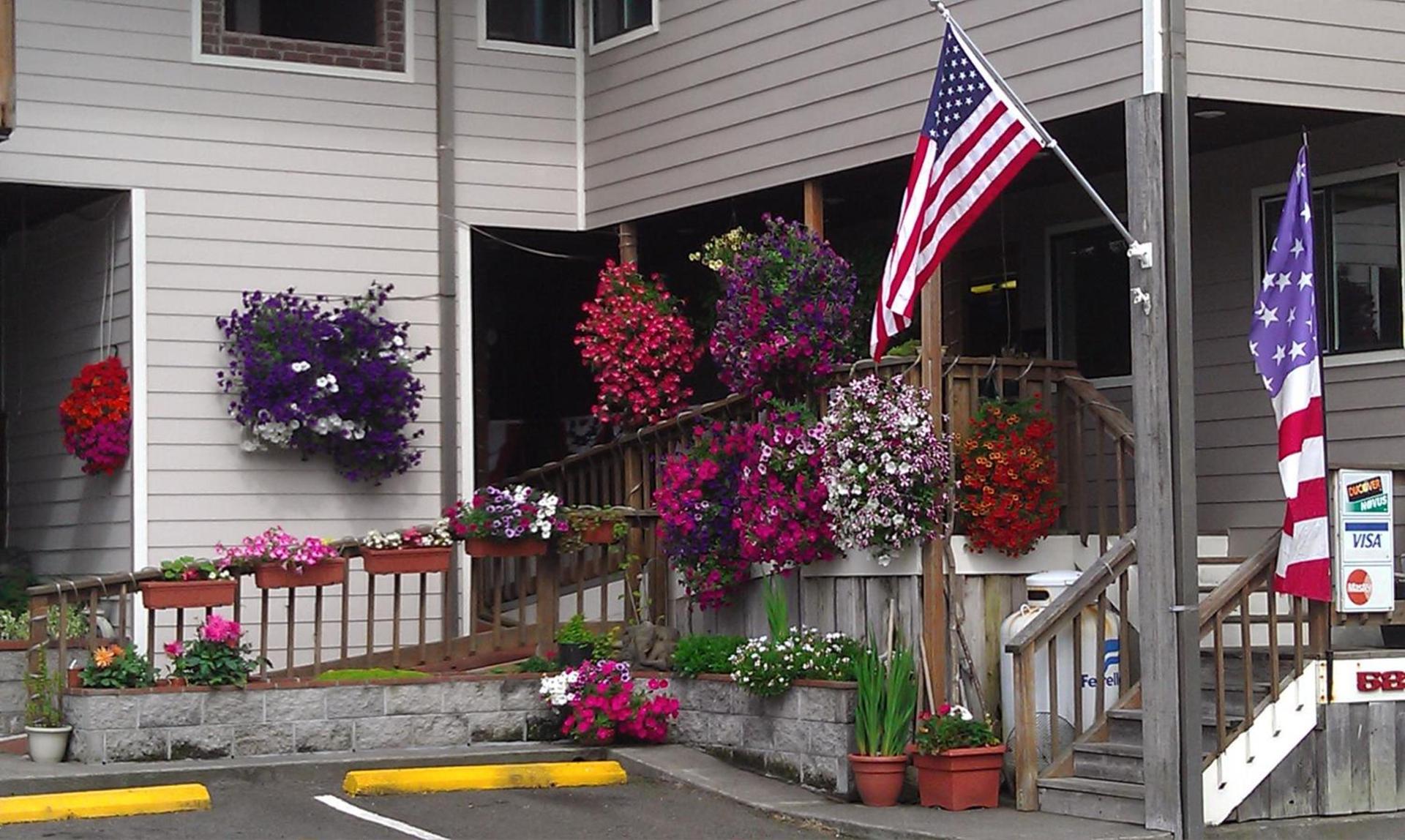Tradewinds Motel photo 31