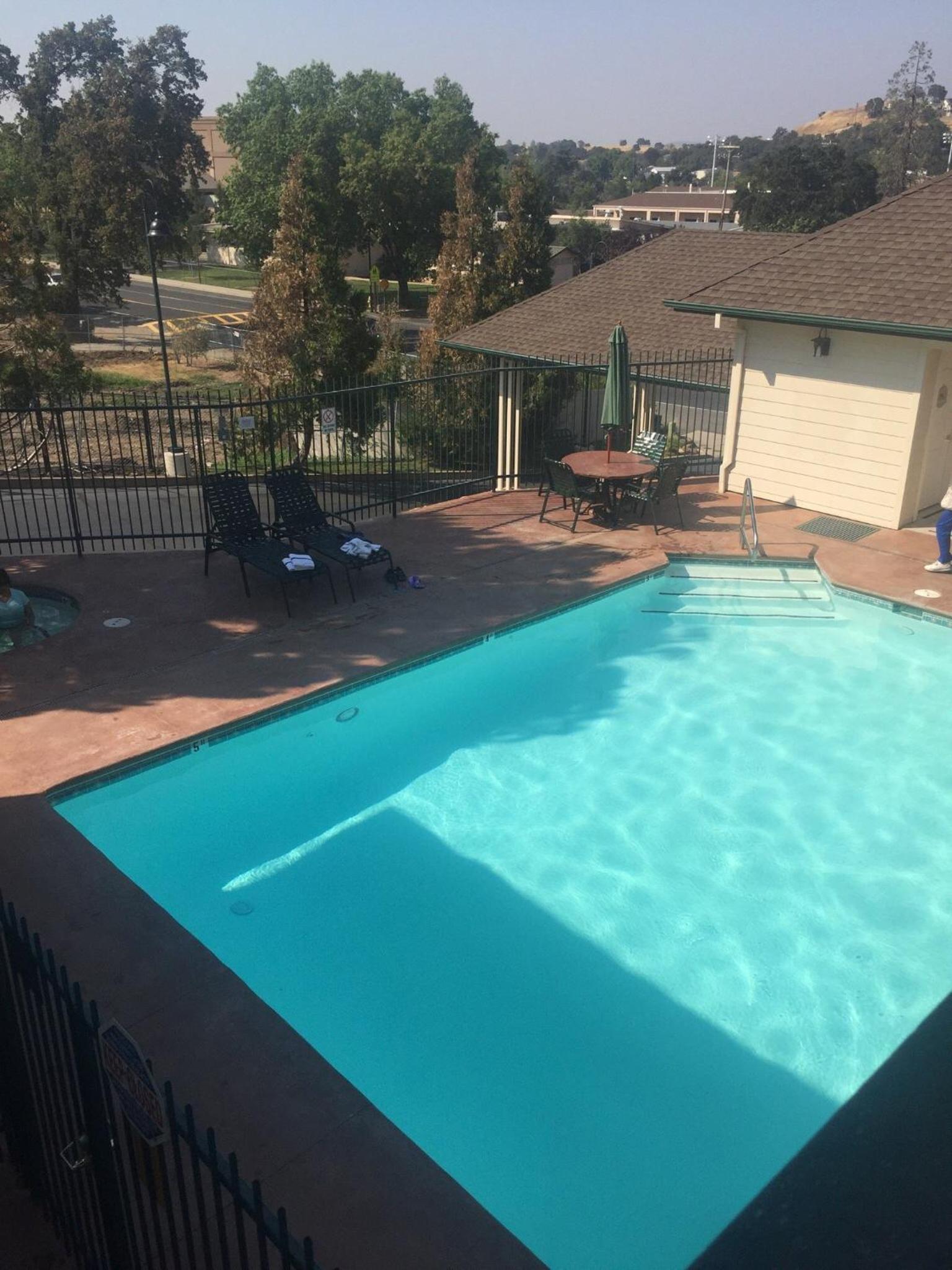 Best Western Cedar Inn & Suites photo 16