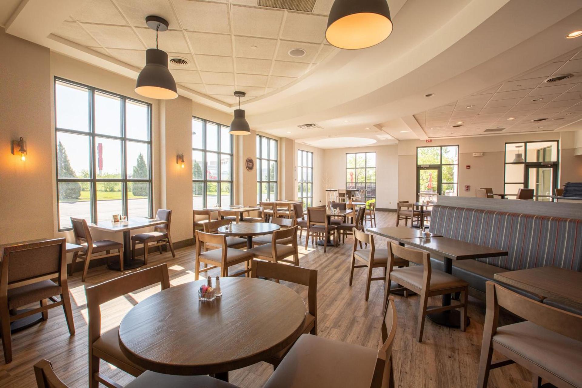 Holiday Inn - Cincinnati - Liberty Way by IHG photo 2
